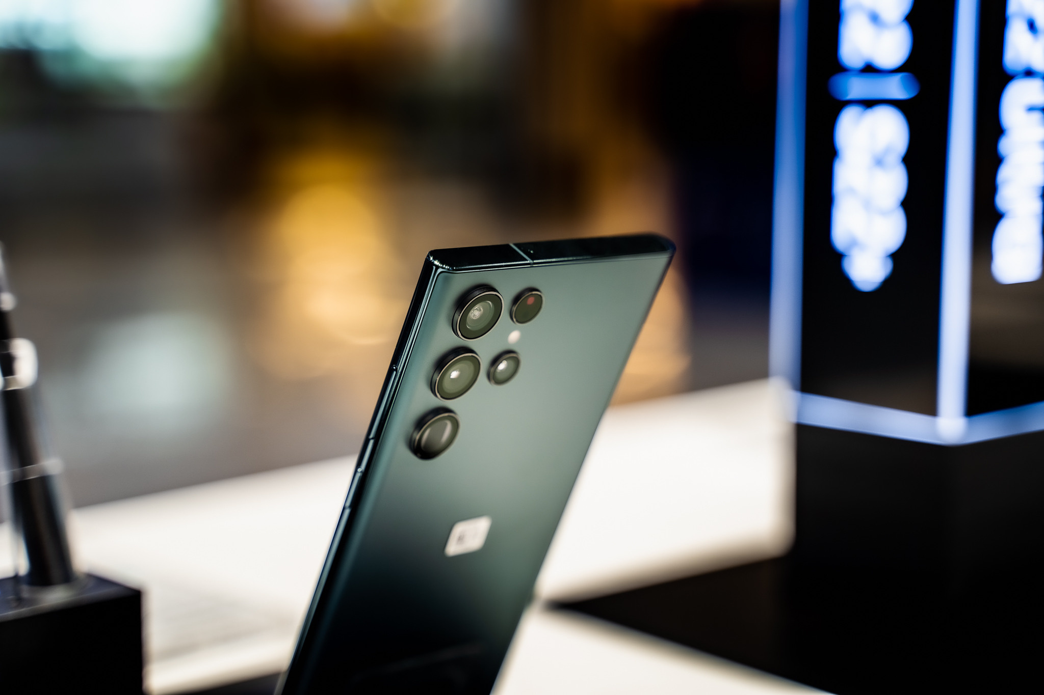 1galaxy — магазин Samsung в Санкт-Петербурге (2022.08.20). Фотограф для бизнеса, Дмитрий Федосеев, Санкт-Петербург