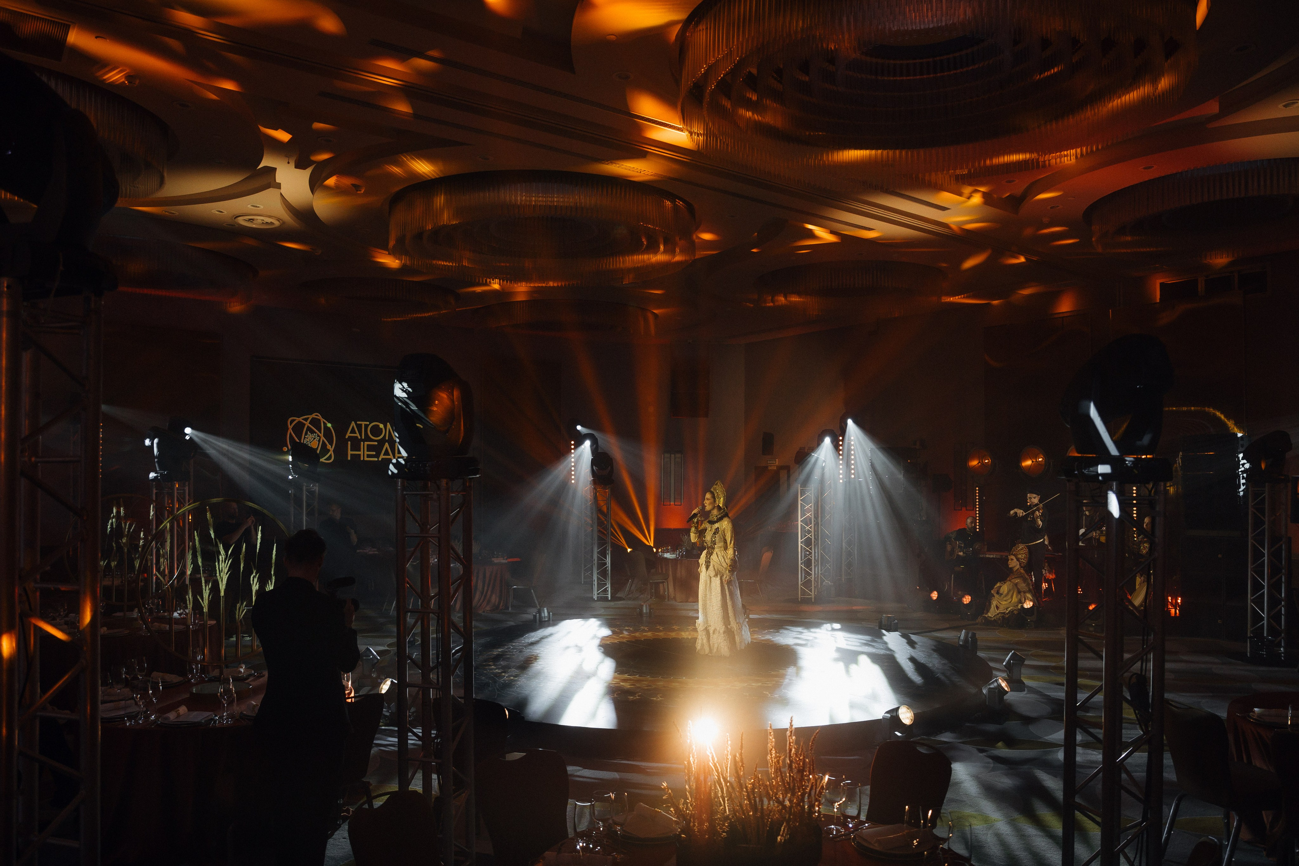 TOBELOVE. Свадебный и семейный фотограф в Краснодаре Роман Моско