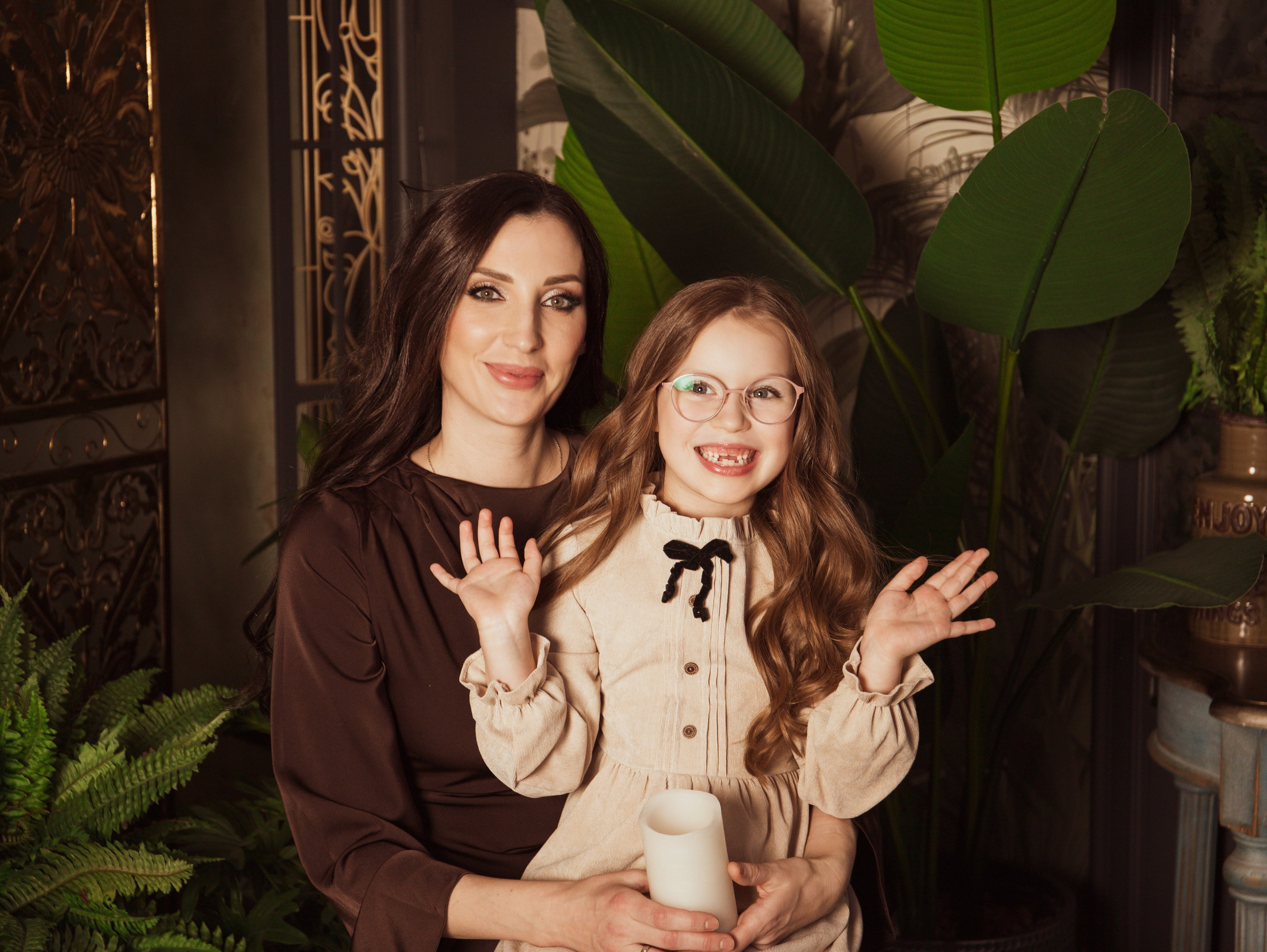 Мама с дочкой, новогодняя сьемка. Свадебный и семейный фотограф в Москве Мила Широких