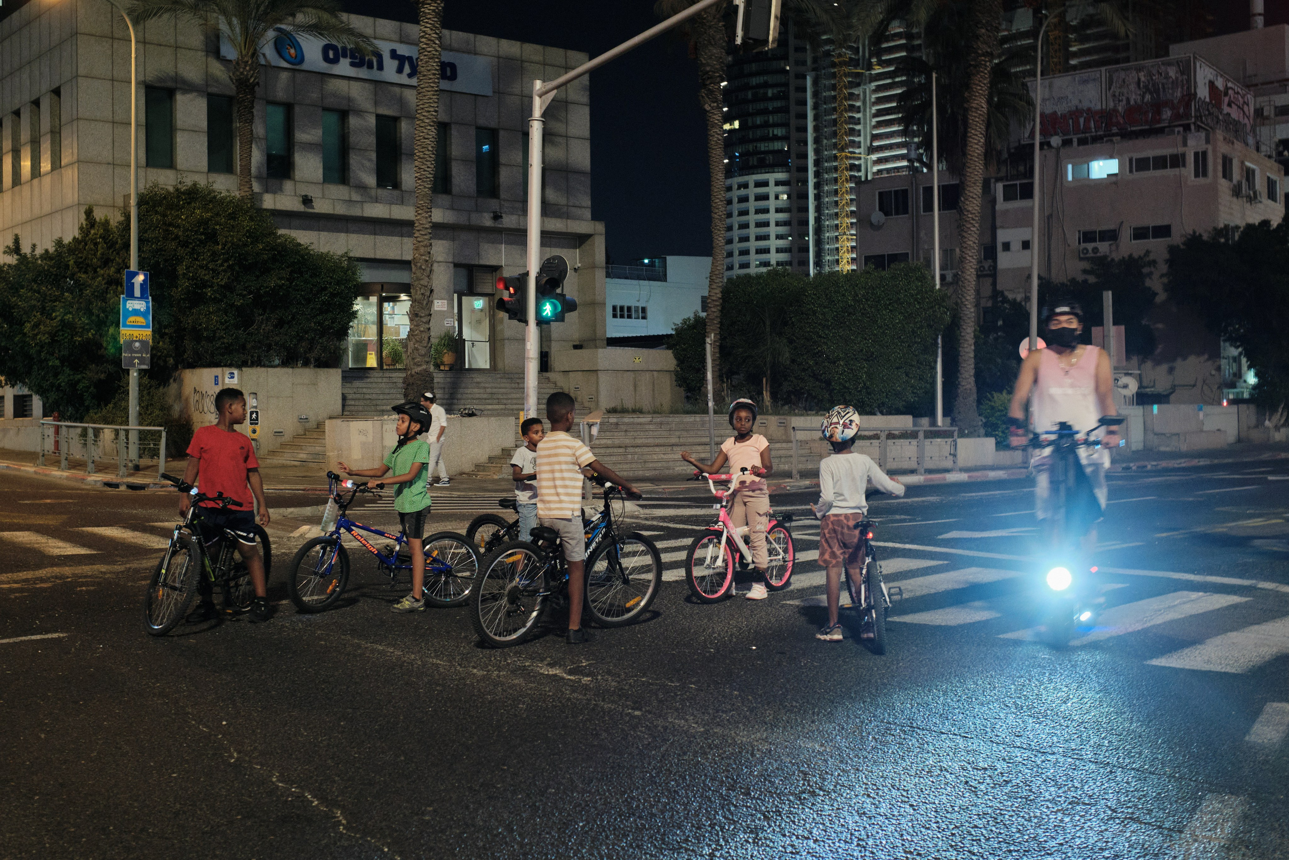 Репортаж с события «Судный день» в Тель-Авиве | Филипп Линзин. Репортажный и портретный фотограф в Санкт-Петербурге Филипп Линзин