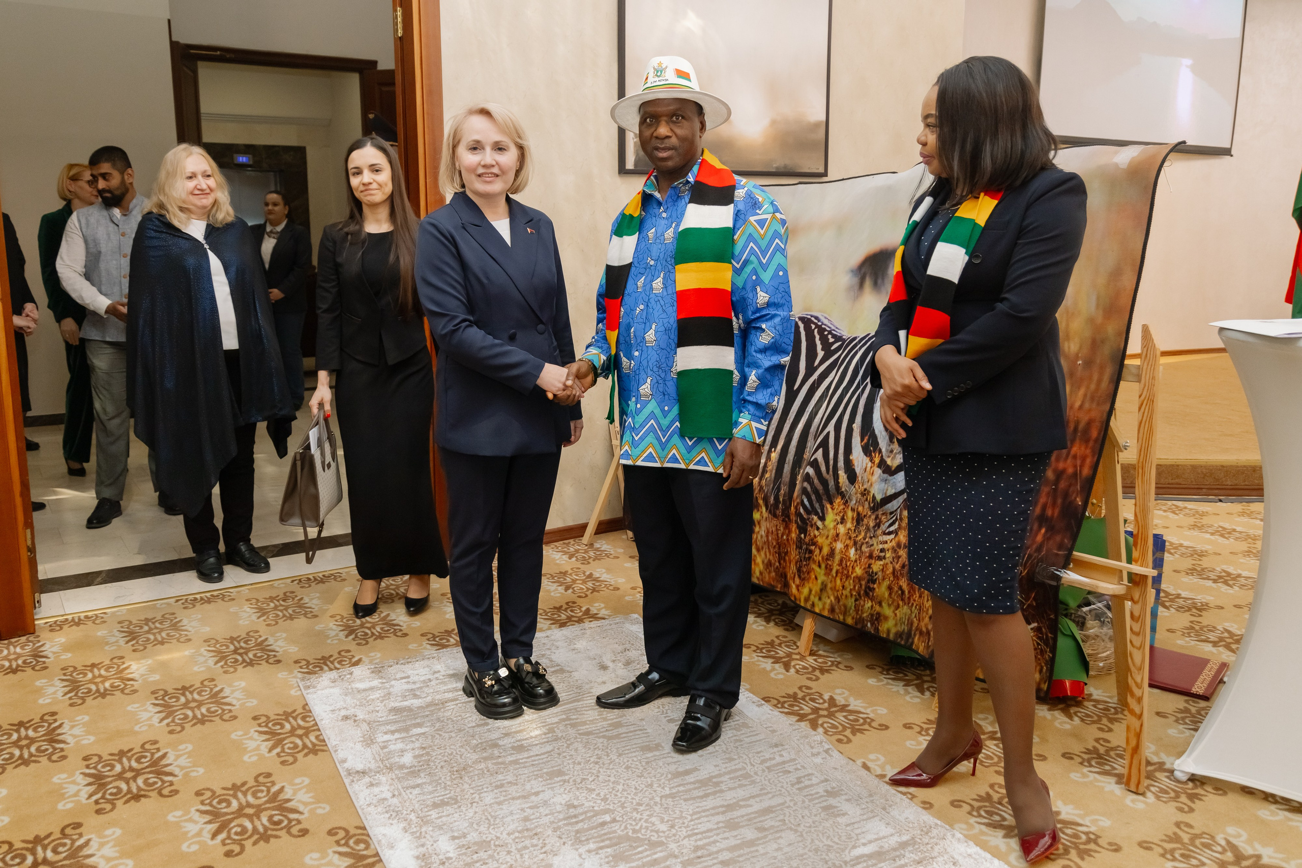 Фотосъемка делегации Посольства Зимбабве в Минске. Свадебный фотограф в Минске/Беларуси Сергей Спиридонов