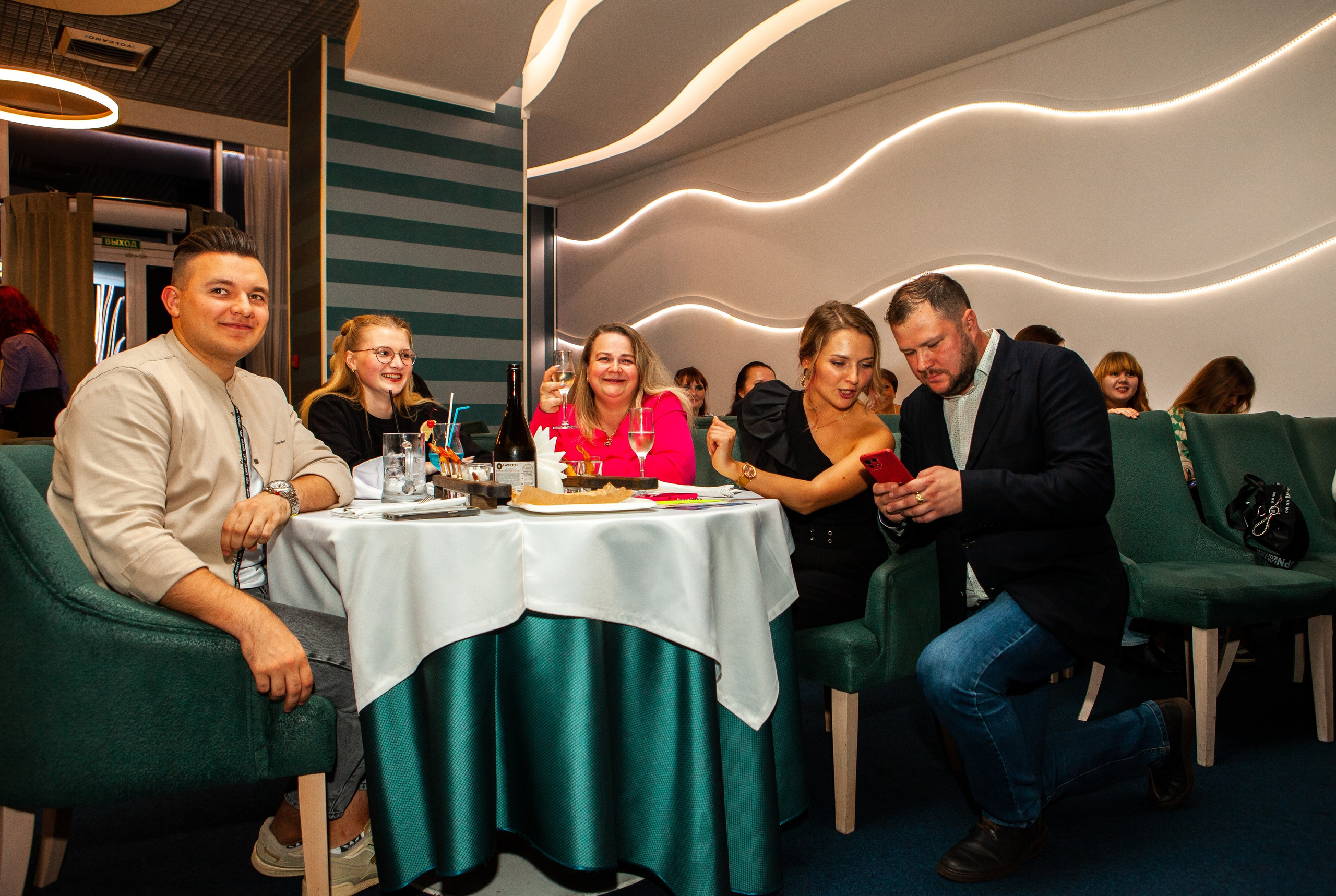 Королева Калужской области. Репортажный, семейный, свадебный, портретный фотограф