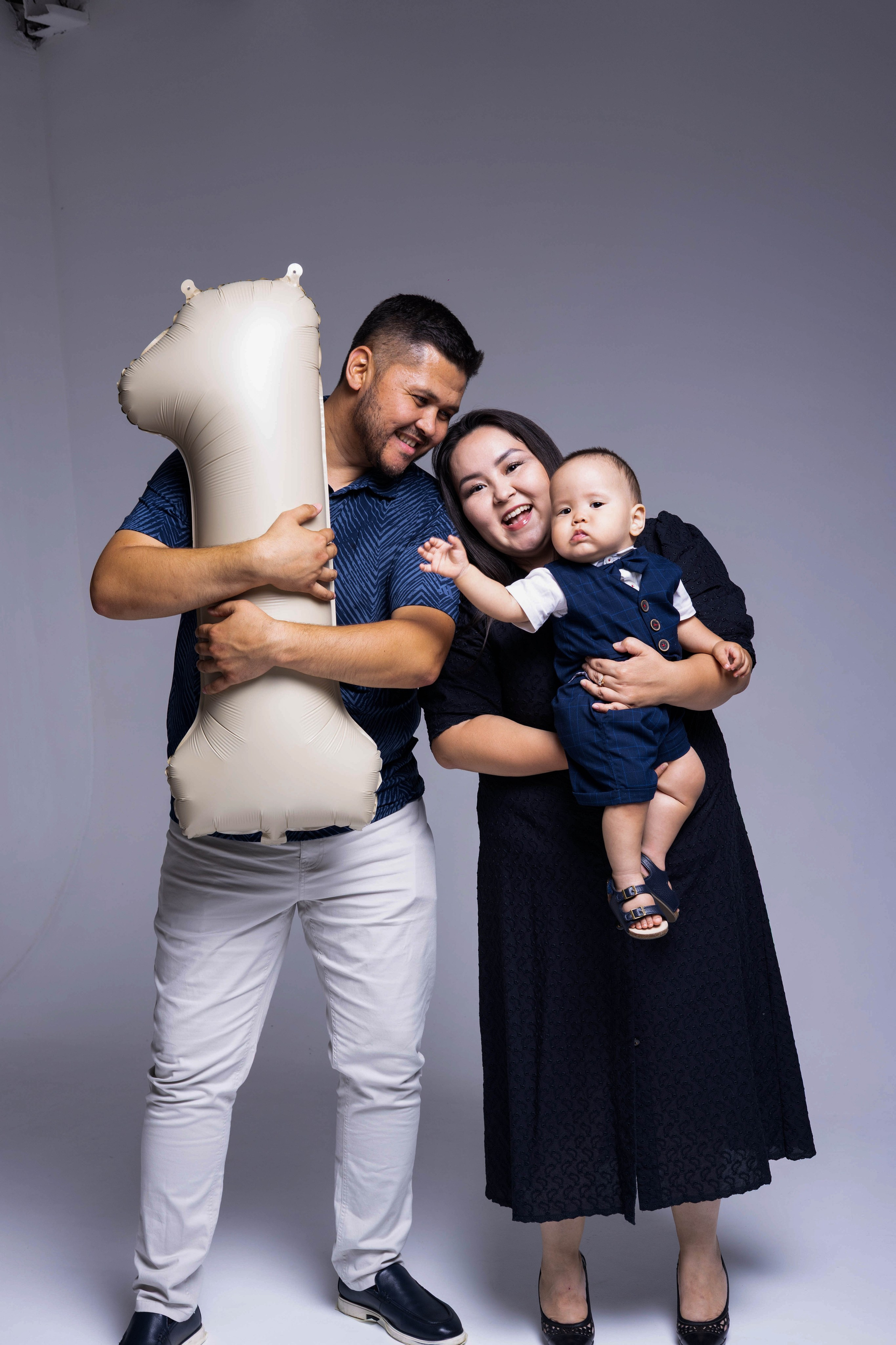 Детская семейная фотосессия в Алматы — профессиональный детский фотограф. Фотограф Алматы