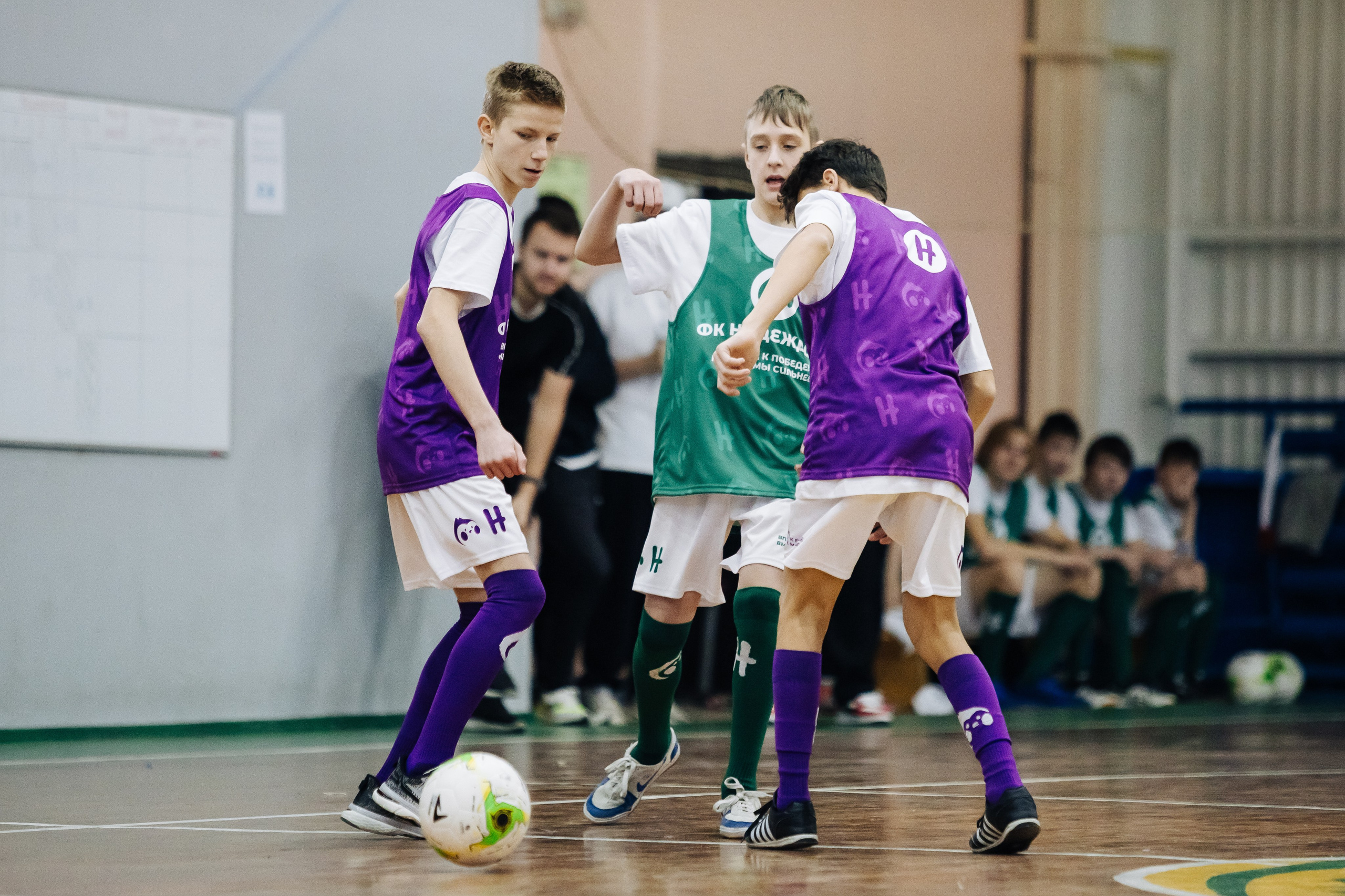 Турнир по футболу среди команд школ-интернатов Магнитогорска «Надеждик CUP» // 08.12.2024. Денис Прохоров Фотограф в г. Магнитогорск