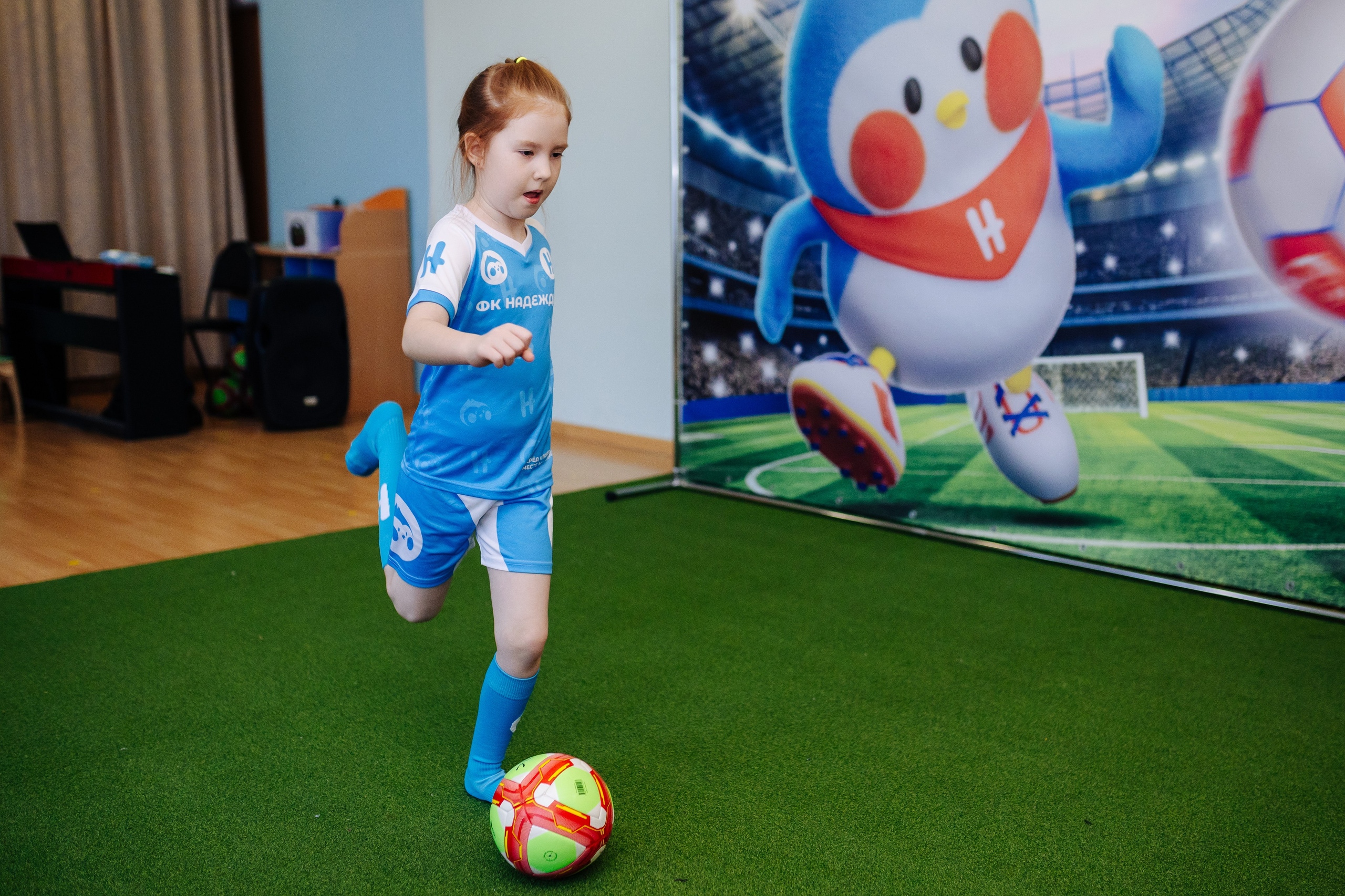 Фотосессия с кубком в детских садах г. Магнитогорска. Денис Прохоров Фотограф в г. Магнитогорск