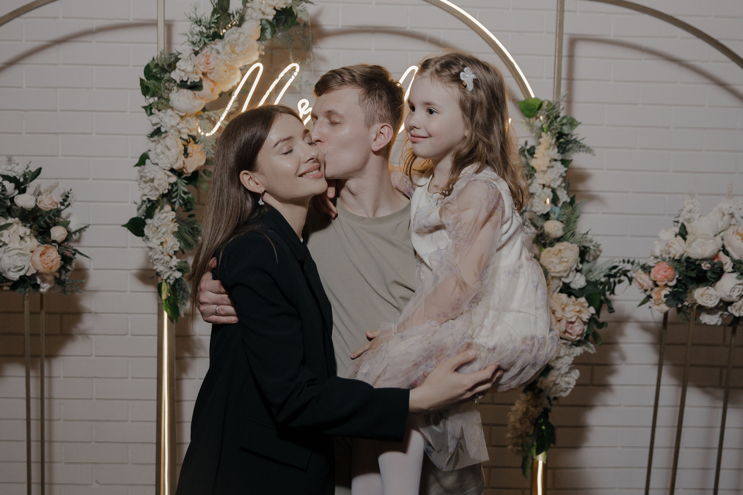 07.05.2024. RETOUCH-HOUSE