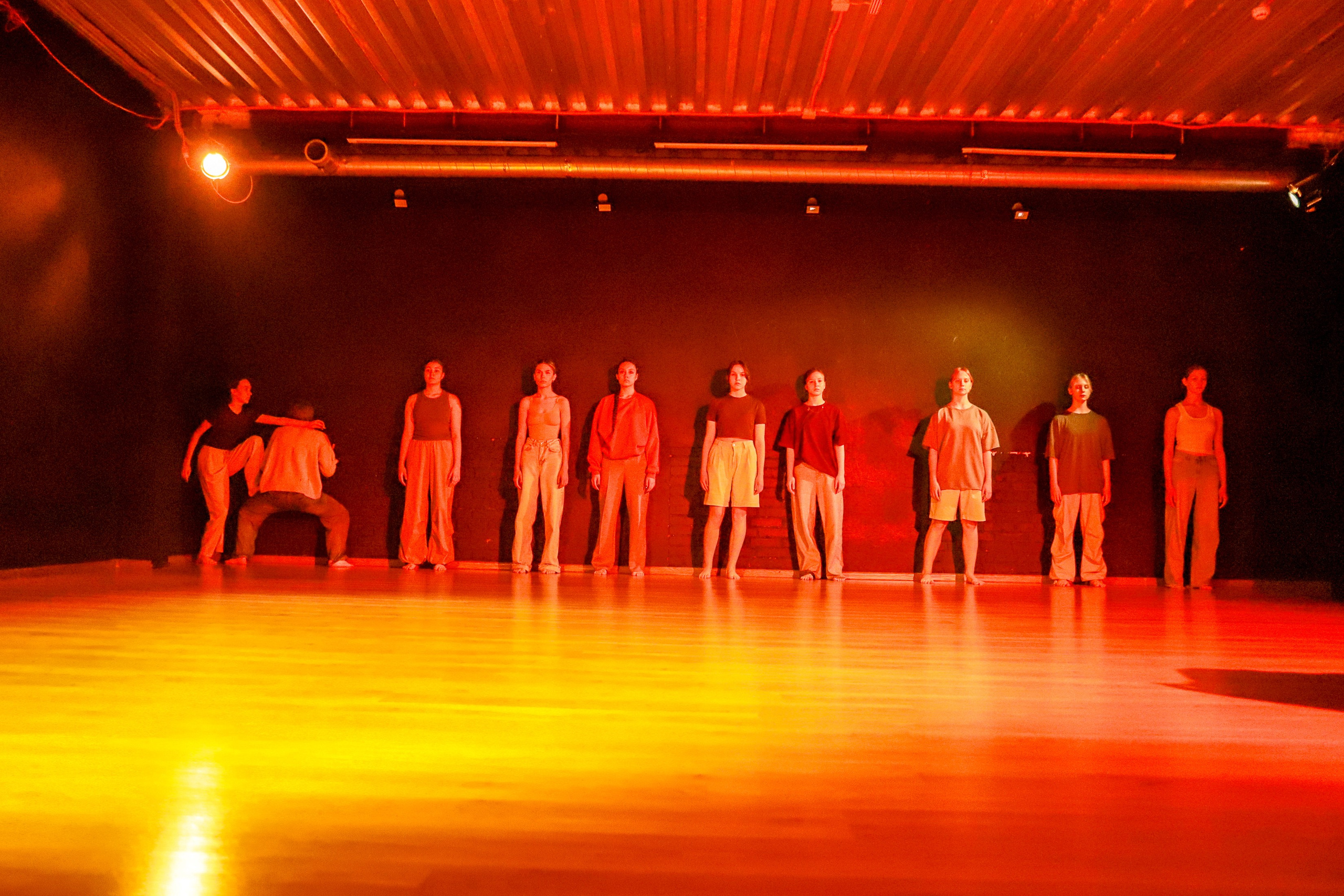 Современный показ Подземка. Небесные ласточки. Фотограф Юлия Мальцева