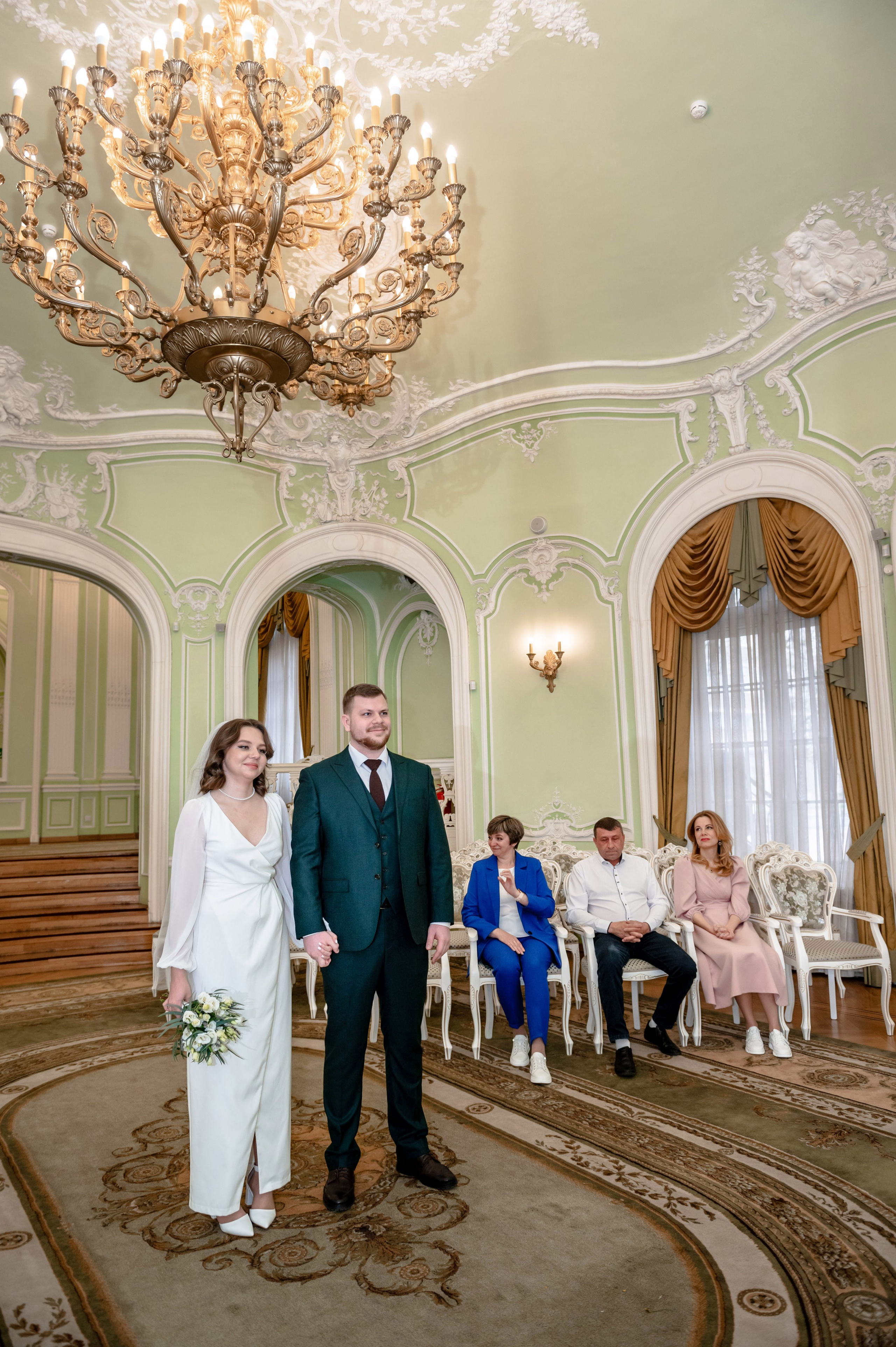 Ксения и Егор (фотосессия в ЗАГСе Петроградского района, Ботаническом саду с сакурой). Портретный, семейный и свадебный фотограф в Санкт-Петербурге и в Пушкине Ширяев Денис