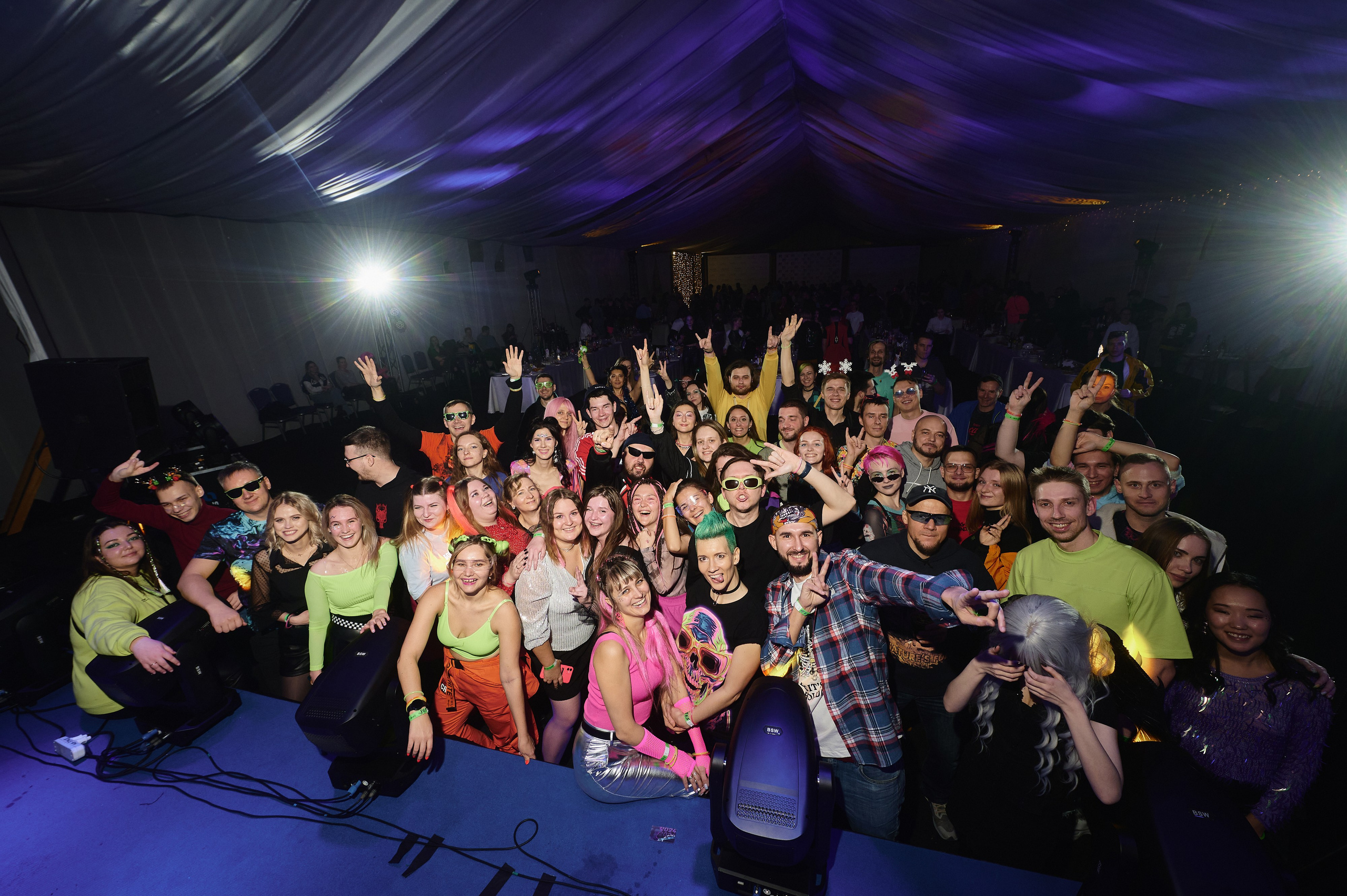 DNS НГ Корпаратив. Свадебный фотограф во Владивостоке Гарагуля Игорь