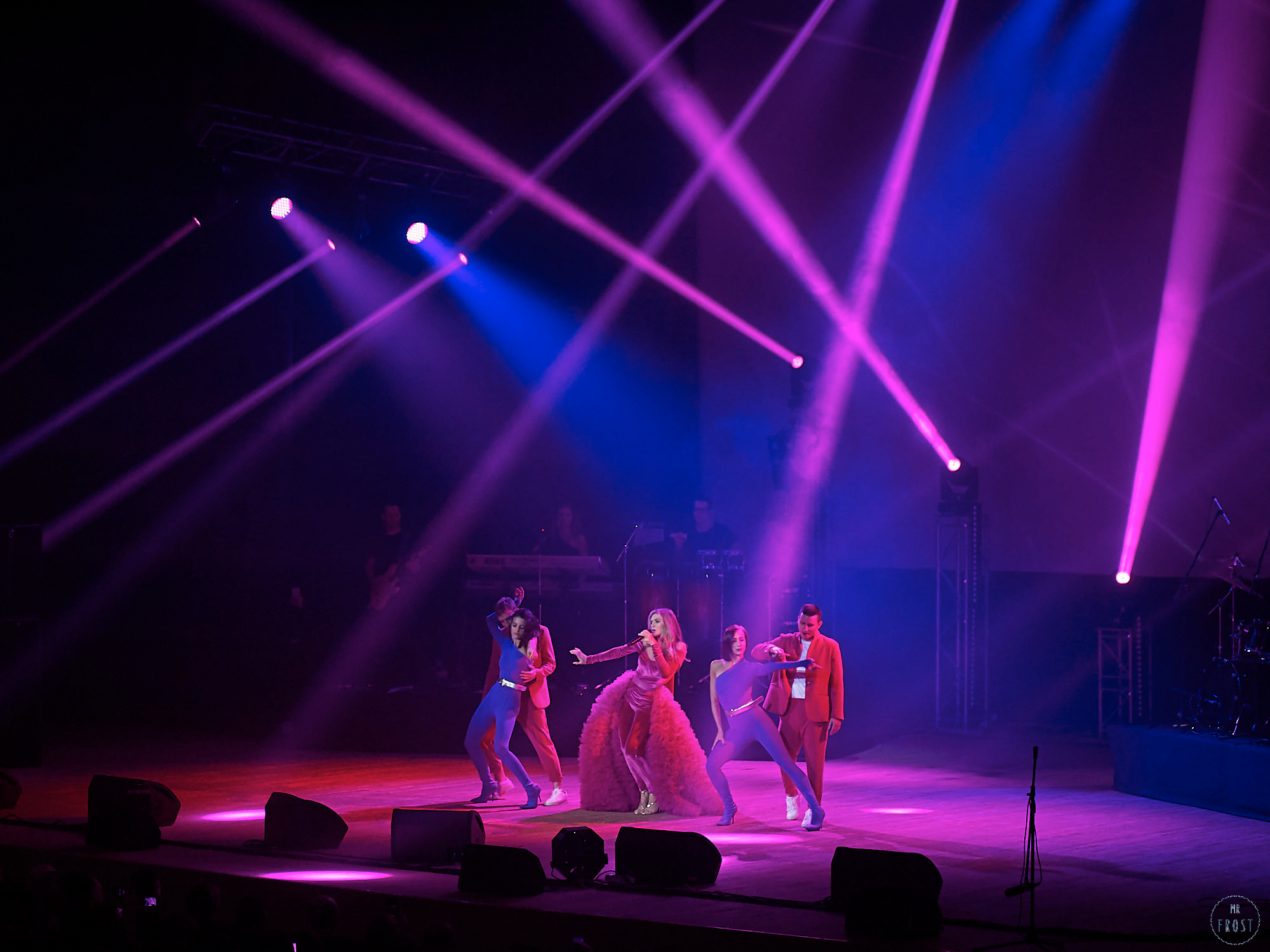 Вера Брежнева. Фотографии отовсюду и обо всем