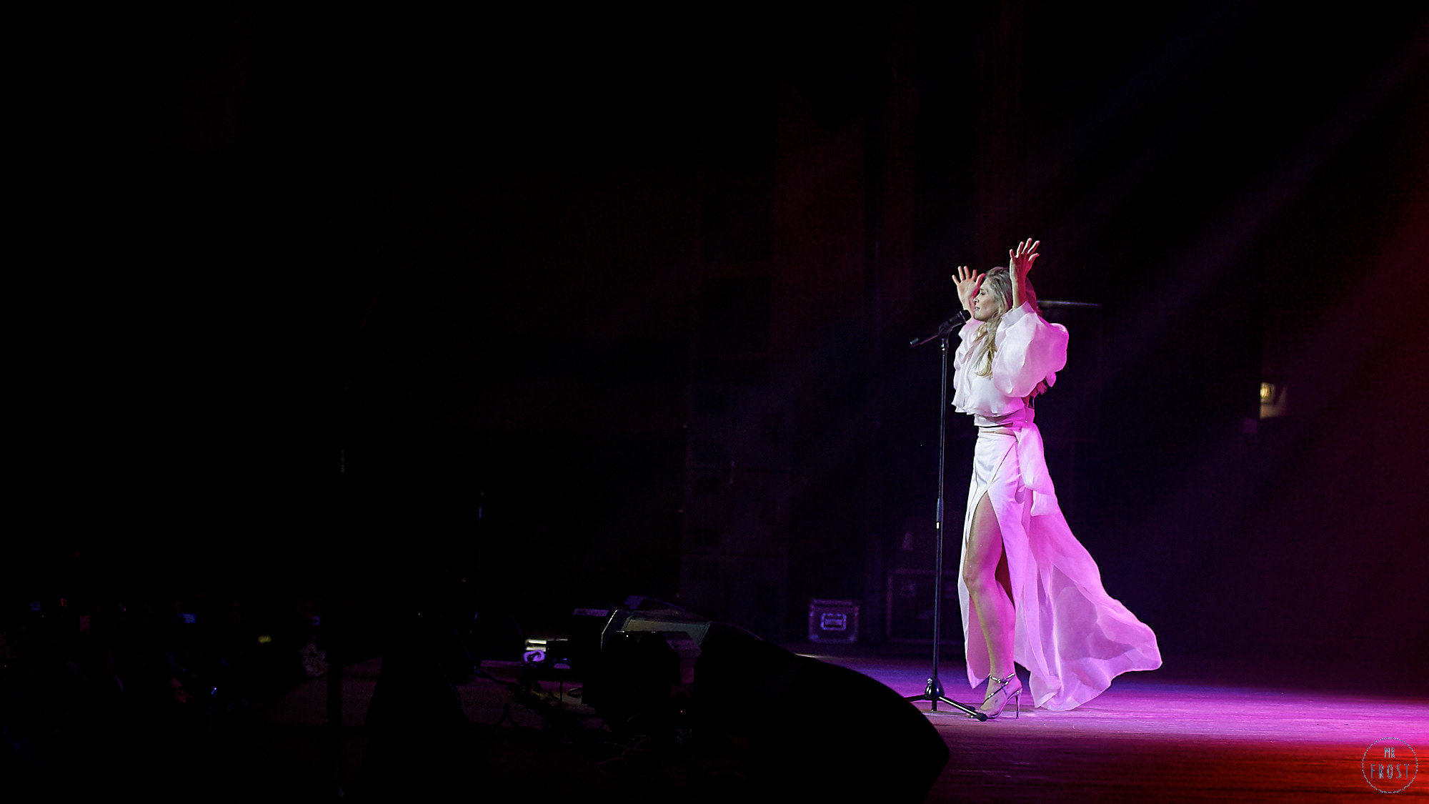 Вера Брежнева. Фотографии отовсюду и обо всем