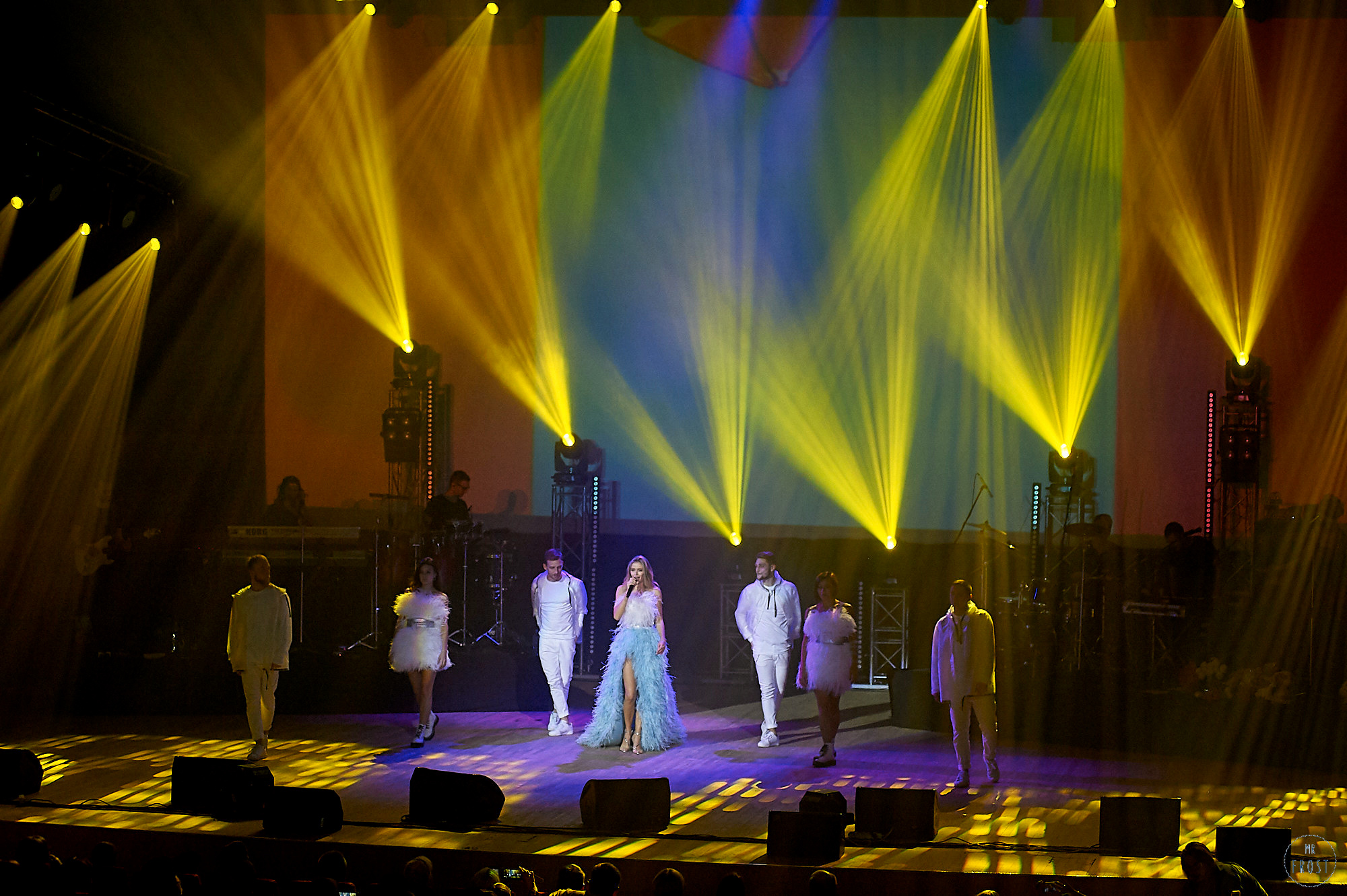 Вера Брежнева. Фотографии отовсюду и обо всем