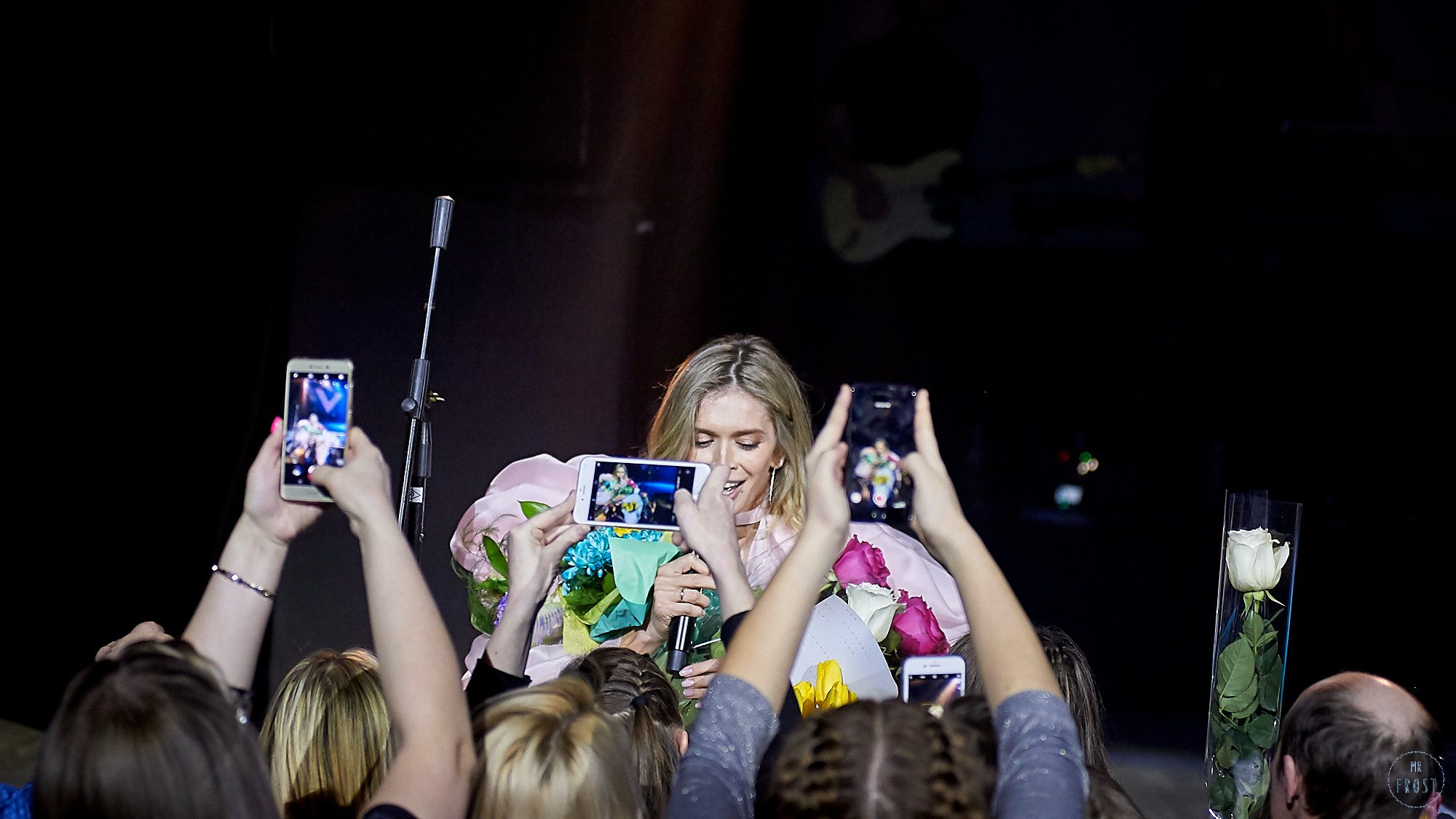 Вера Брежнева. Фотографии отовсюду и обо всем