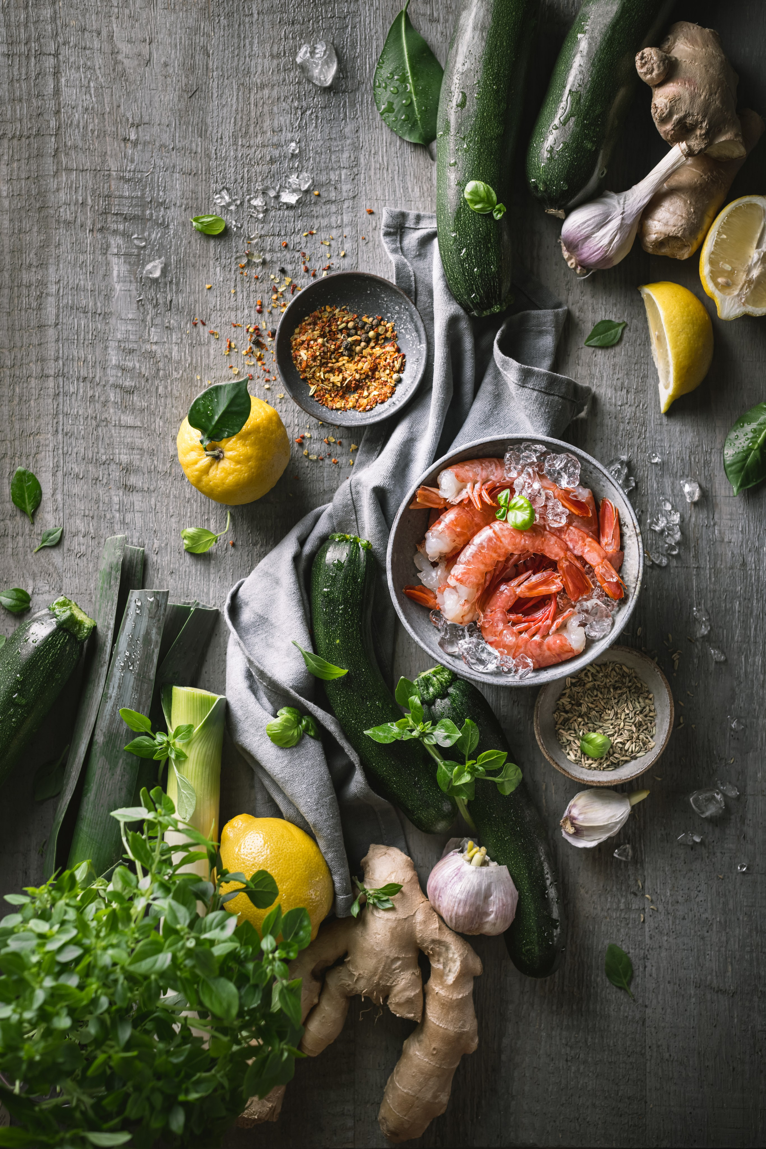 Крем суп из цукинни. Foodie Stories (гастрономические истории) рекламная фуд-фотосъёмка, Москва