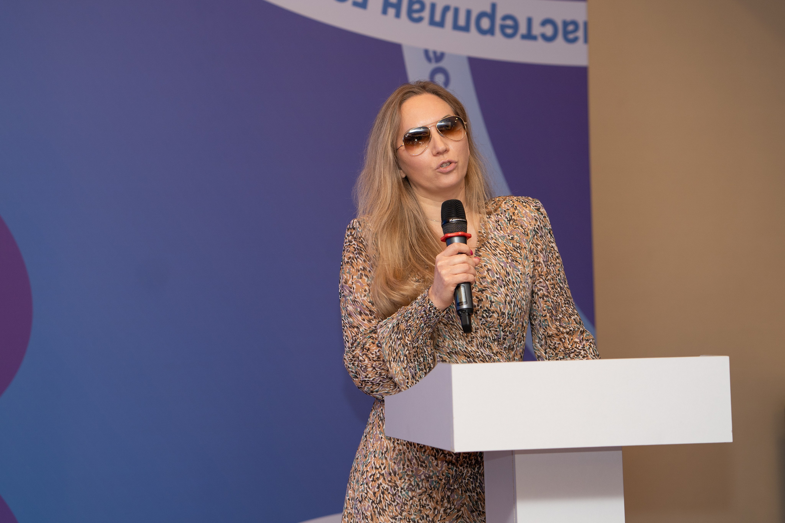 Репортажная съёмка делового мероприятия. Фотограф Елизавета Потешкина