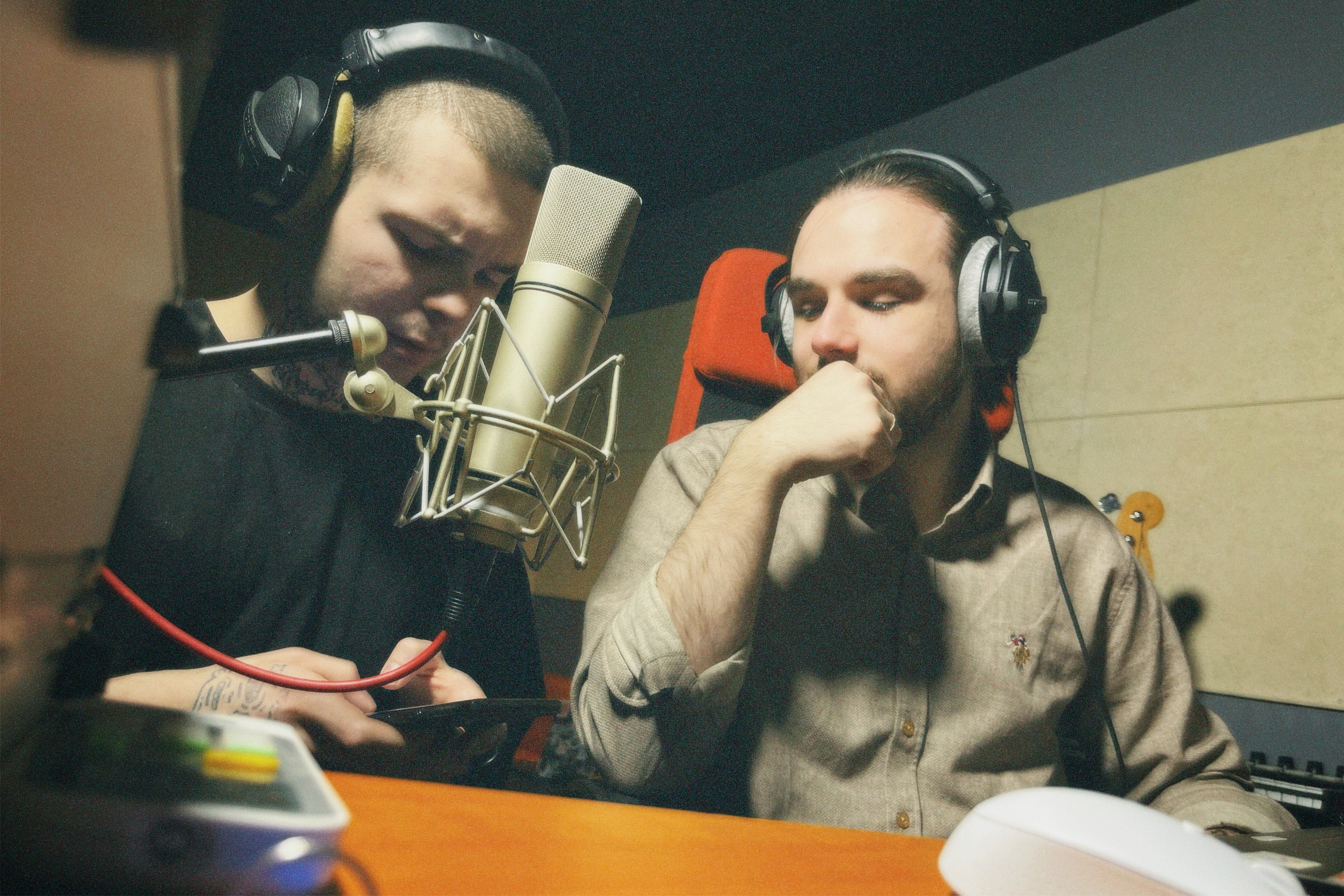 Его величество случай — запись трека на СHAYKASTUDIA. Фотография для артистов