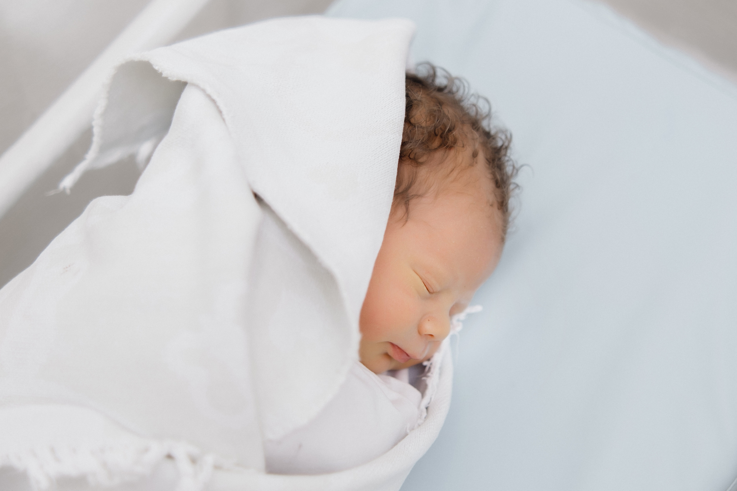 Выписка Лёвушки. Семейный фотограф Уфа Головченко Анастасия