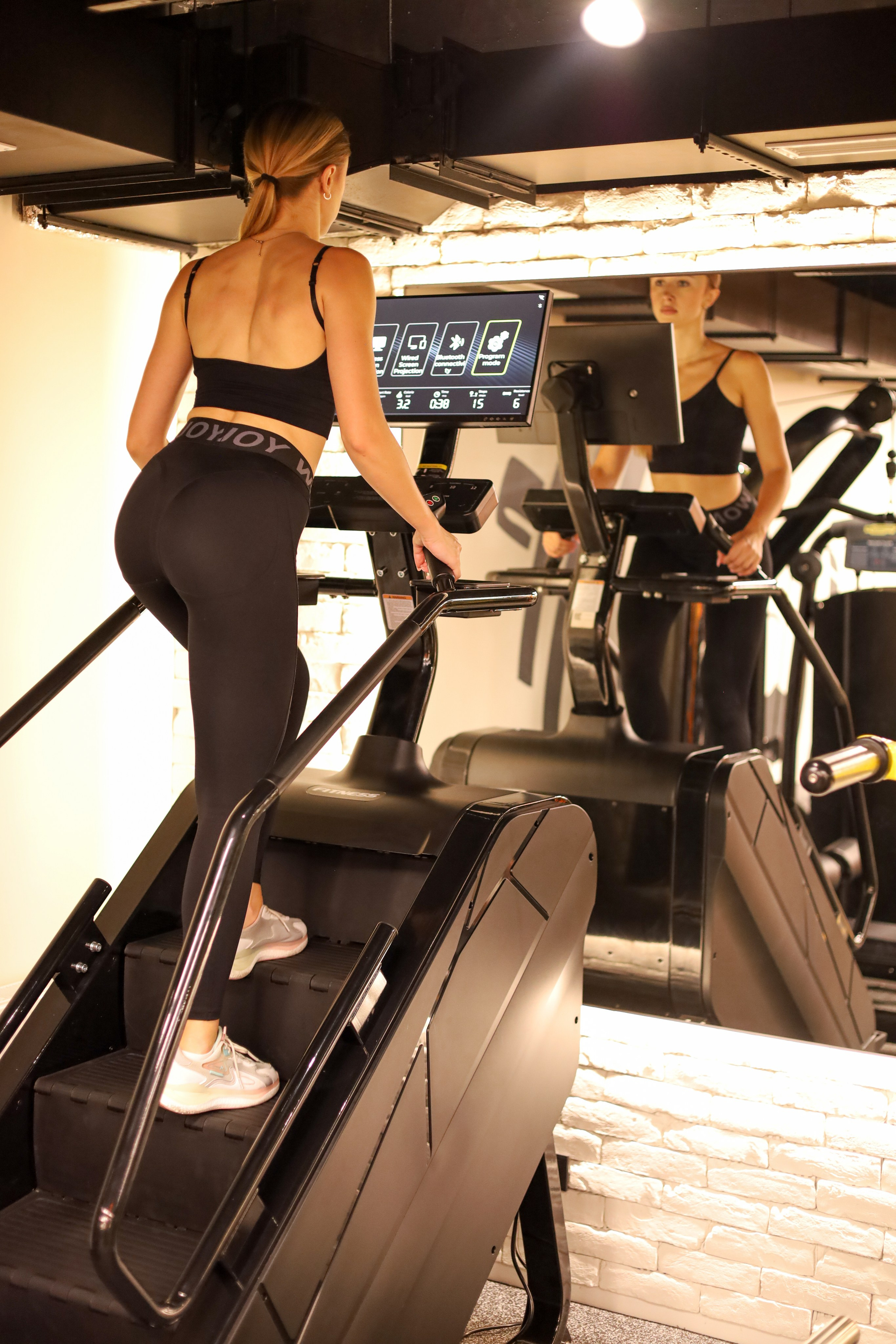 Фото бизнес реклама в Симферополе — фотограф Виктор Загурский. Фотограф в Крыму — Виктор Загурский