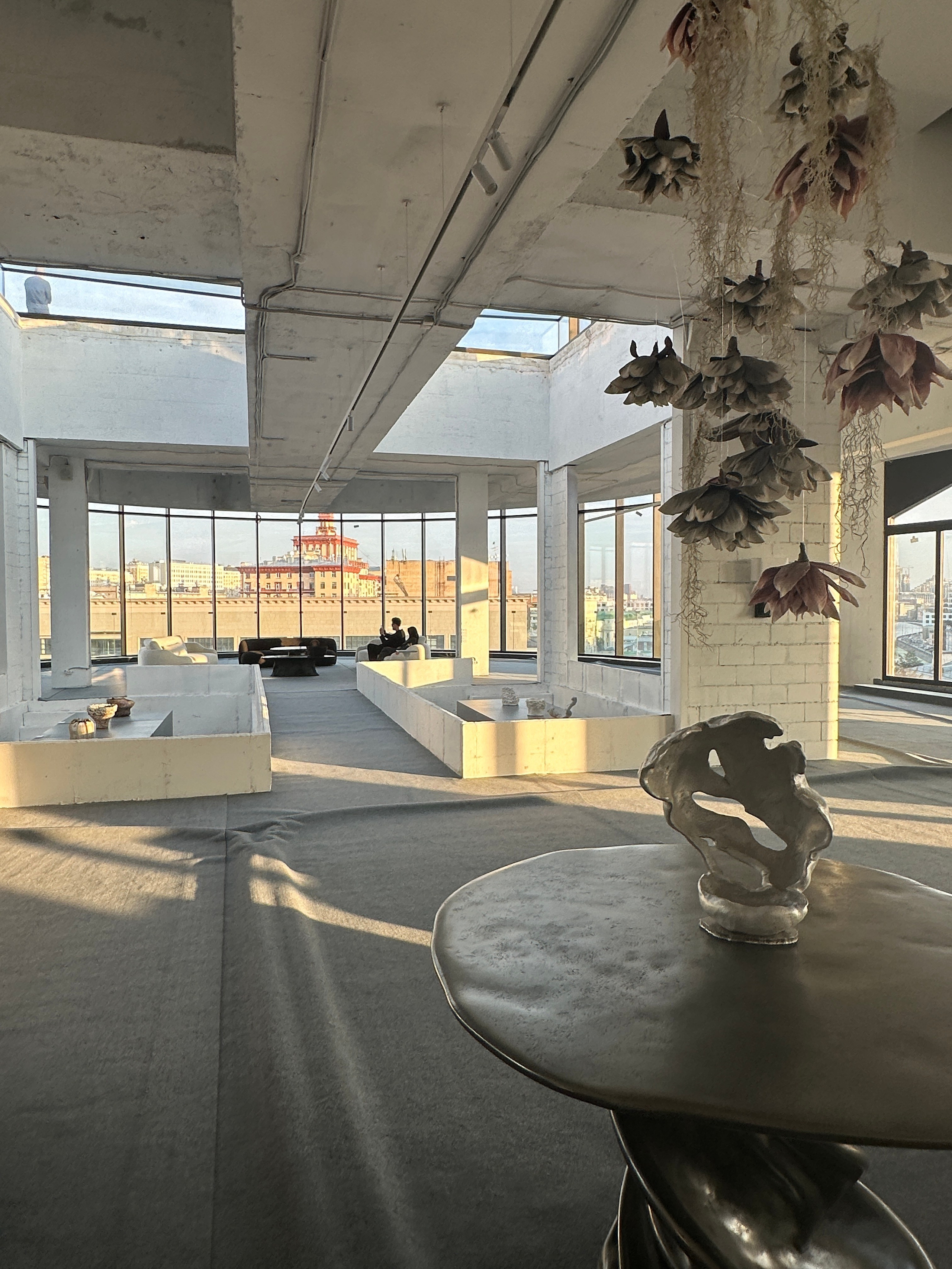 Modenature COLLECTIBLE DESIGN / Balchug Residence. Елена Алексенко, художник-керамист. @iguana-ae керамка