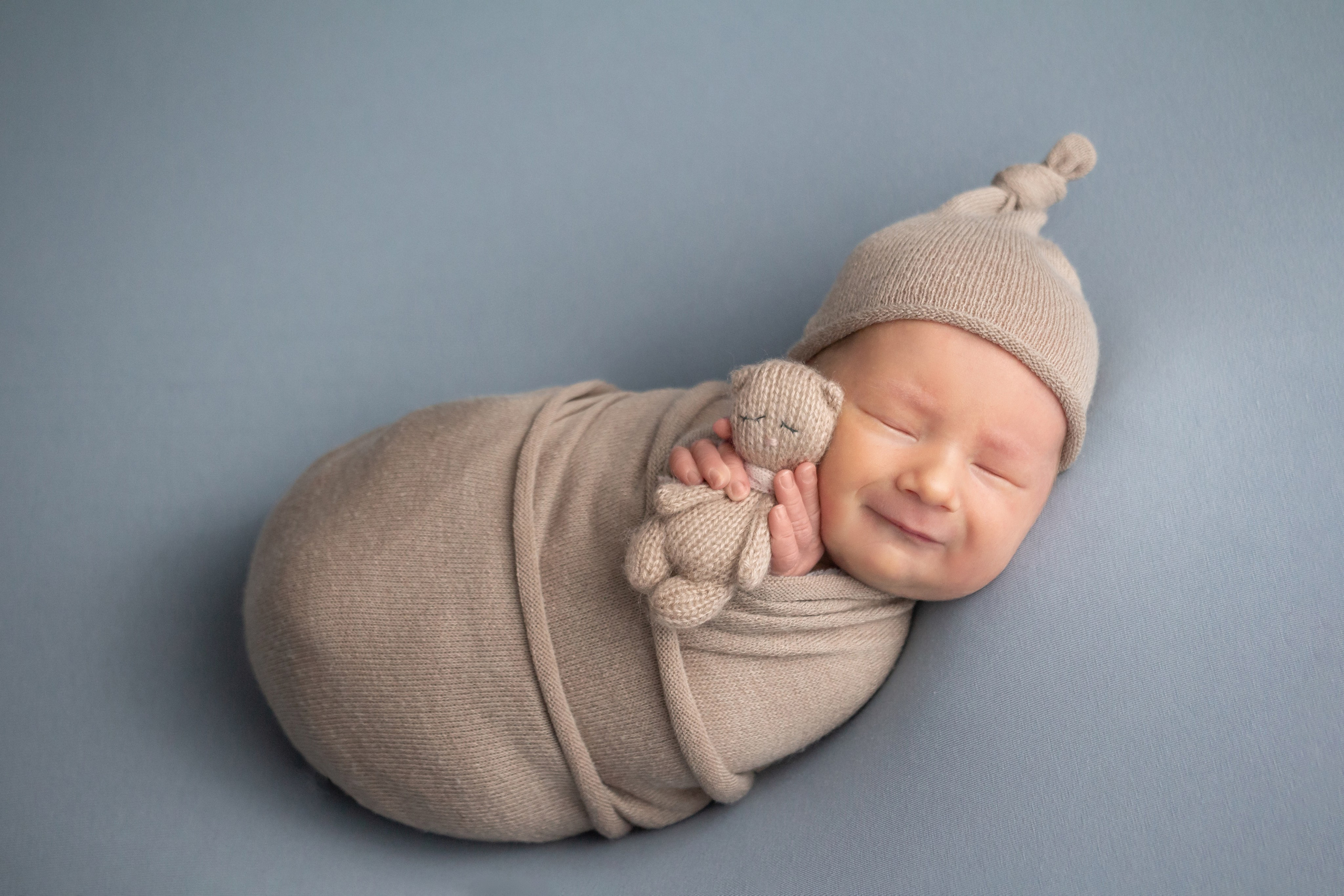 Классический стиль newborn. Фотограф новорождённых Анапа Елена Кушнарь
