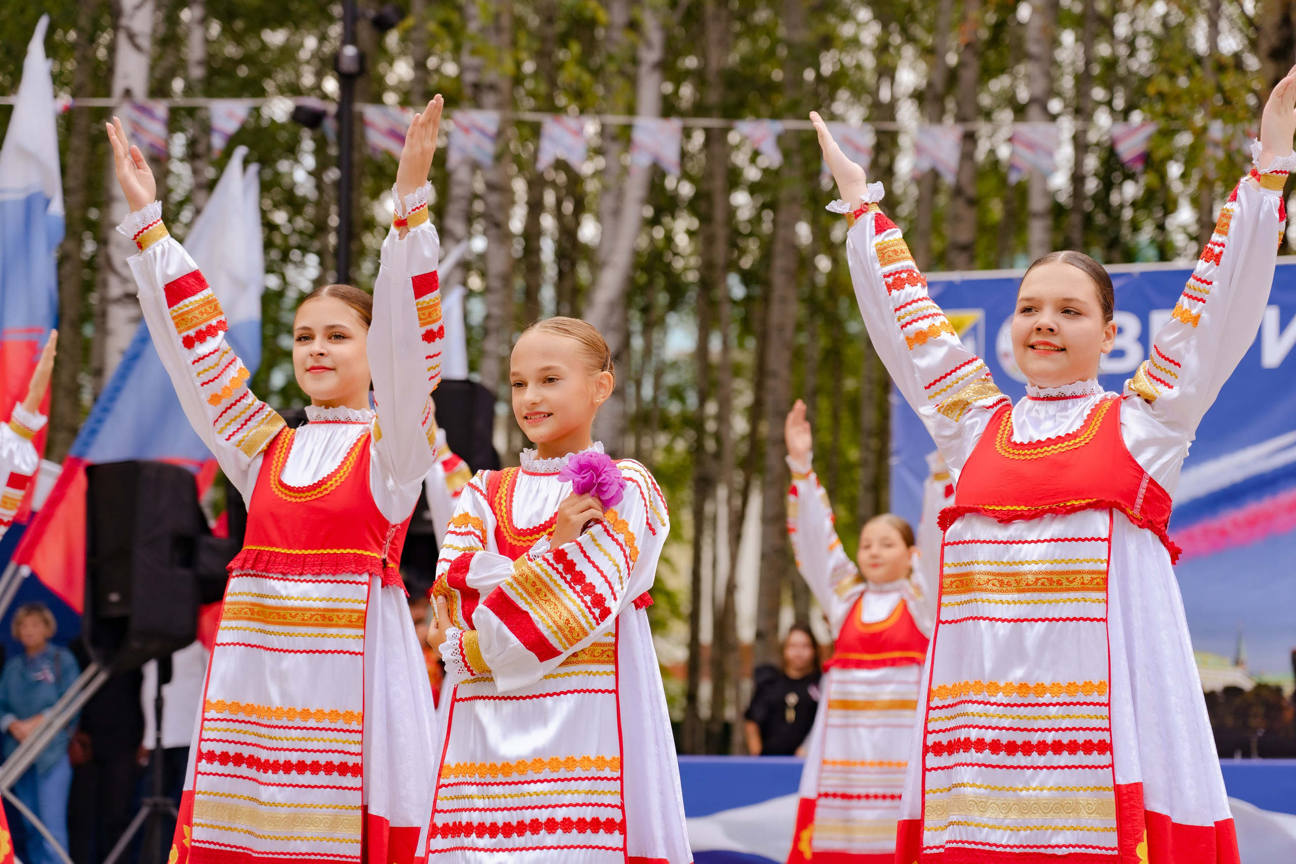 Как прошло празднование дня государственного флага Российской Федерации