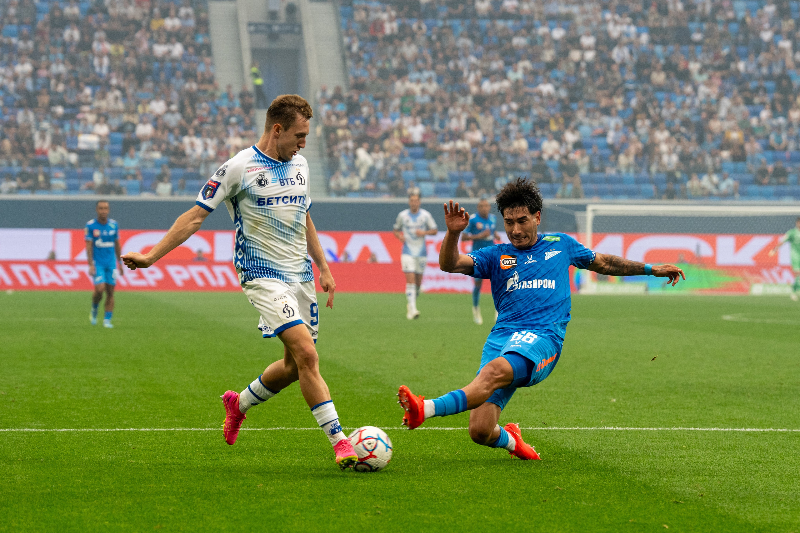 Zenit vs Dynamo Moscow 3–0 — RPL matchday 4 photo gallery, Gazprom Arena | Anton Gauf