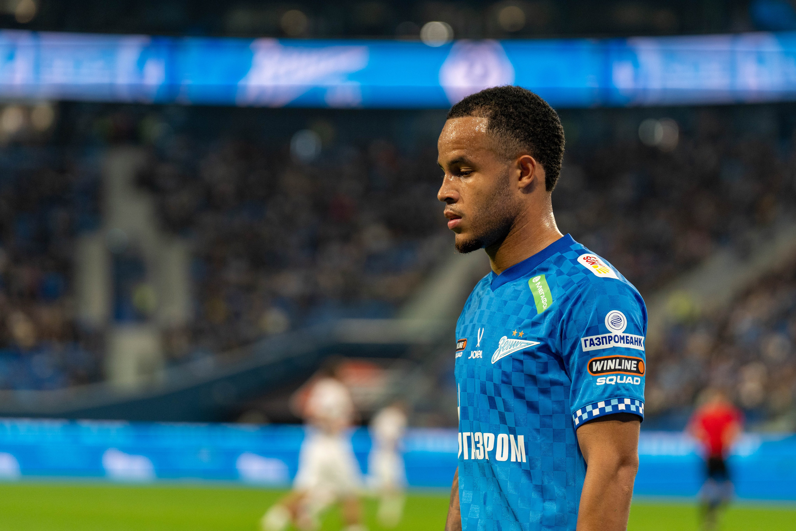 Zenit vs Dynamo Makhachkala 2:0 — RPL round 12 photo gallery at Gazprom Arena | Anton Gauf, sports photographer