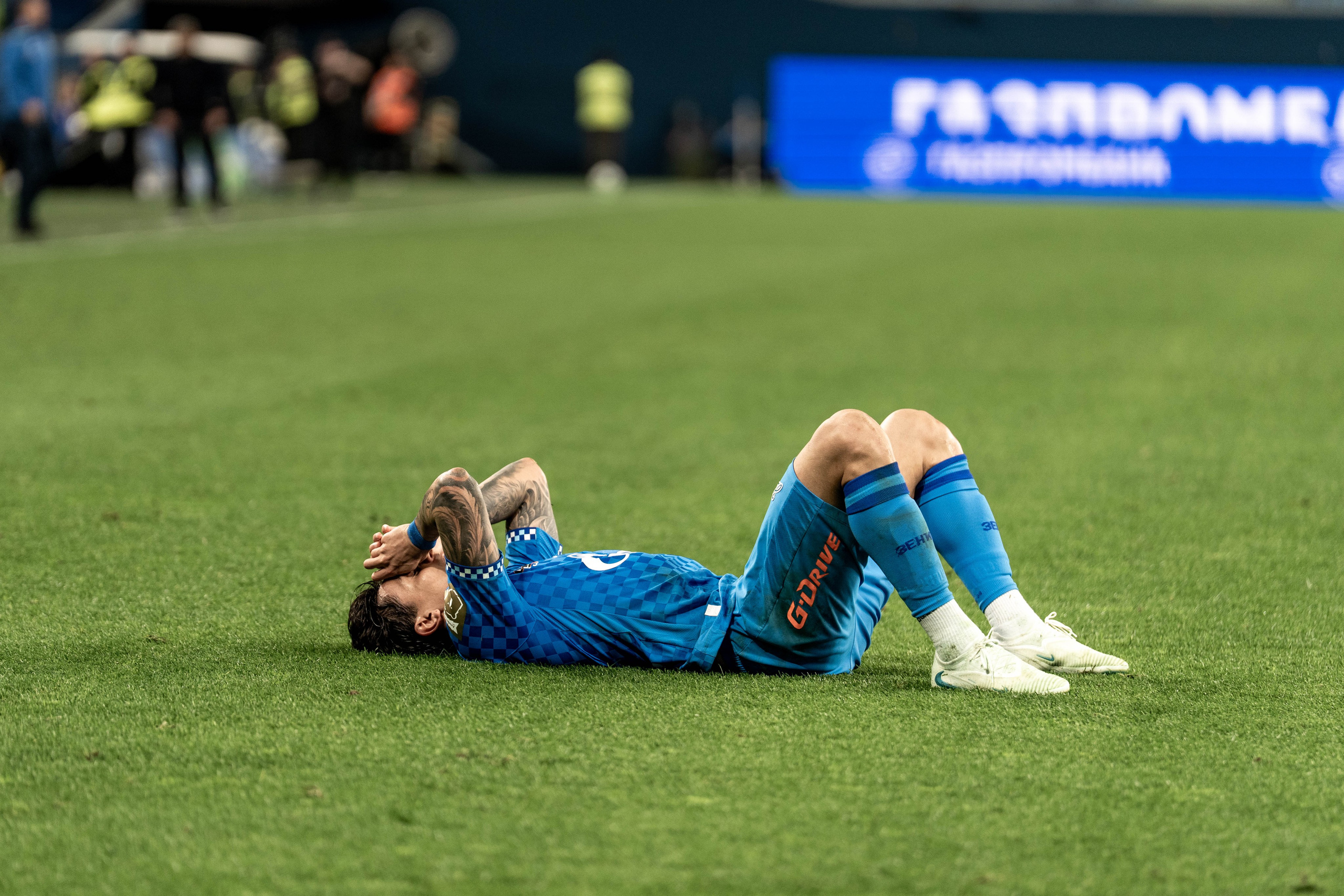 Zenit vs Dynamo Makhachkala 2:0 — RPL round 12 photo gallery at Gazprom Arena | Anton Gauf, sports photographer