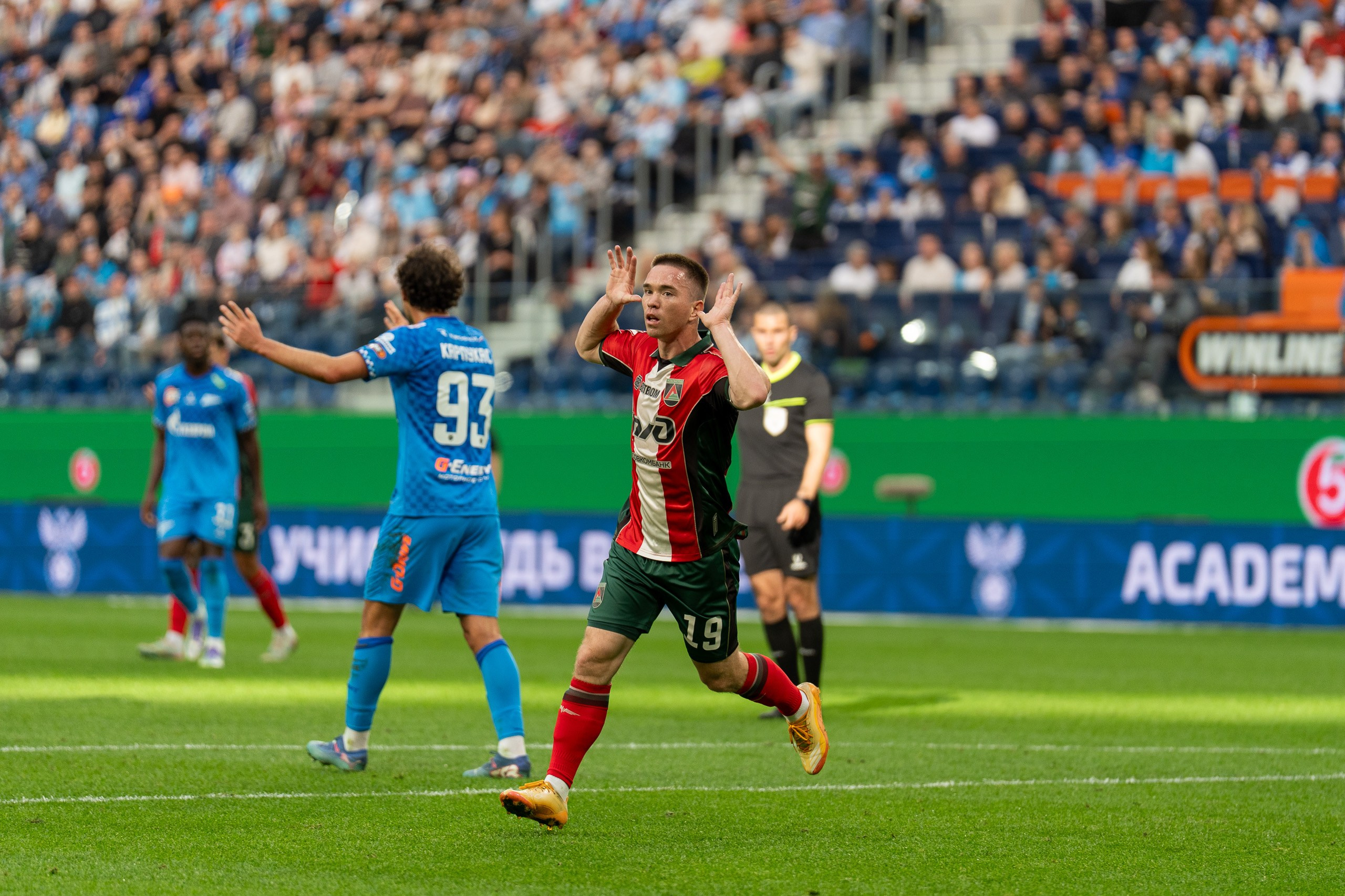 Zenit vs Lokomotiv 2-1 | RPL 2026/27 Round 8 Match Photography at Gazprom Arena | Sports Photographer Saint Petersburg
