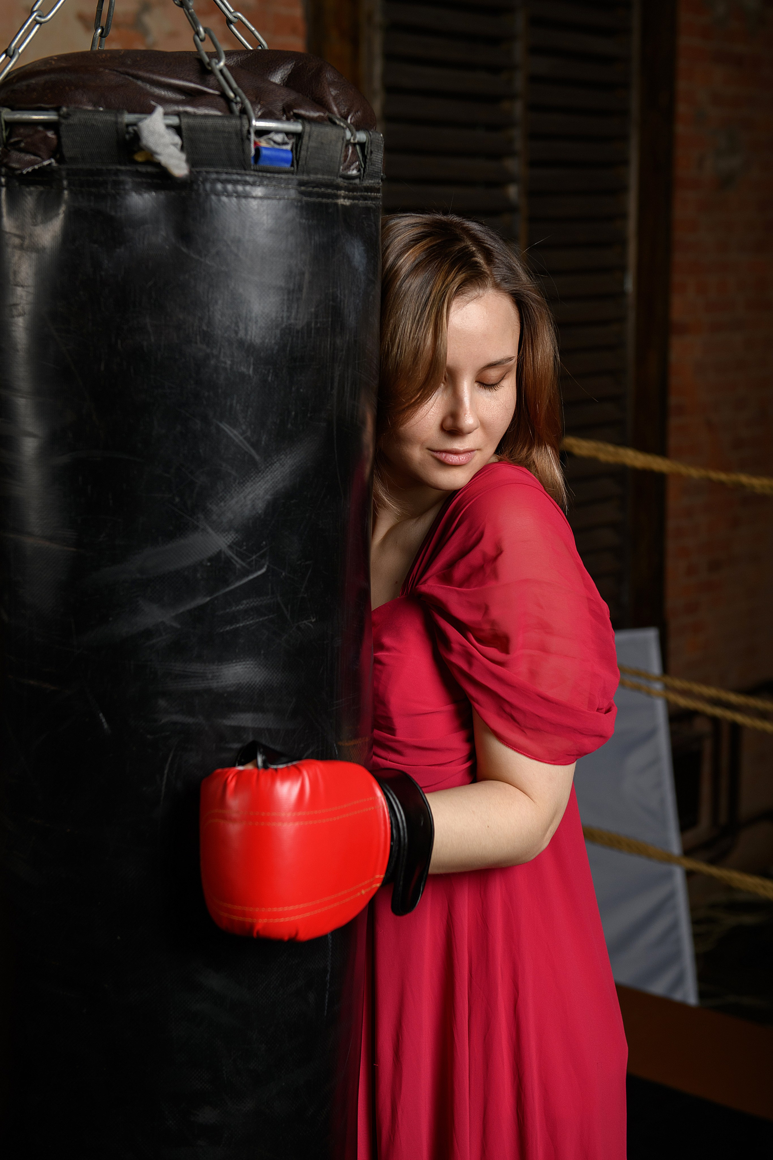 Боксерский клуб. Наталья Ссорокина. Организация и проведение фотосъемок в Санкт-Петербурге. Фотограф Смирягин Илья