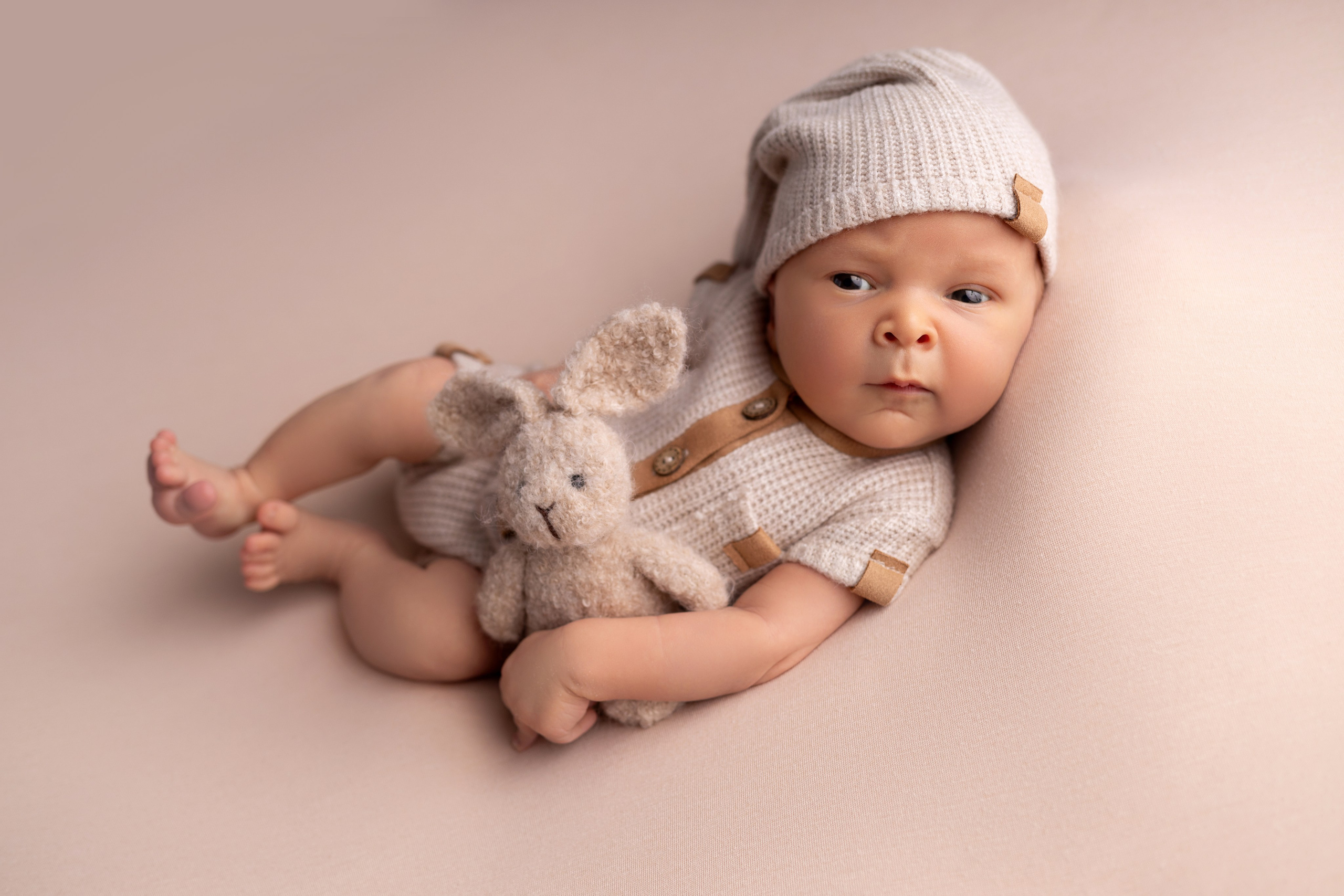Классическая фотосессия малыша. Фотограф новорожденных малышей в Омске и Омской области Эльвира Камаева
