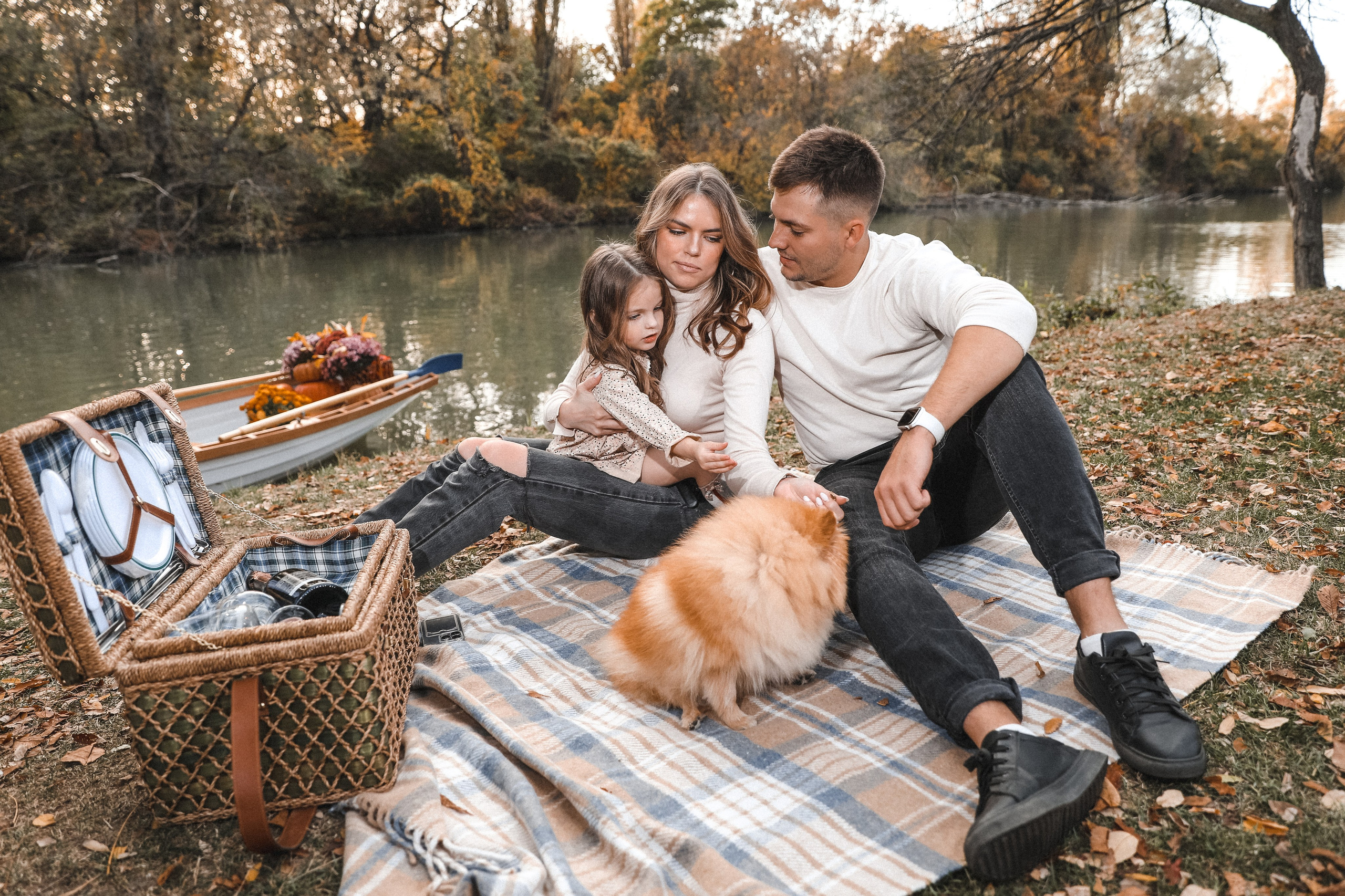 ПРОЕКТ «ЦВЕТОЧНАЯ ЛОДКА». Photographer Viktoriya Markushina «My world throug»