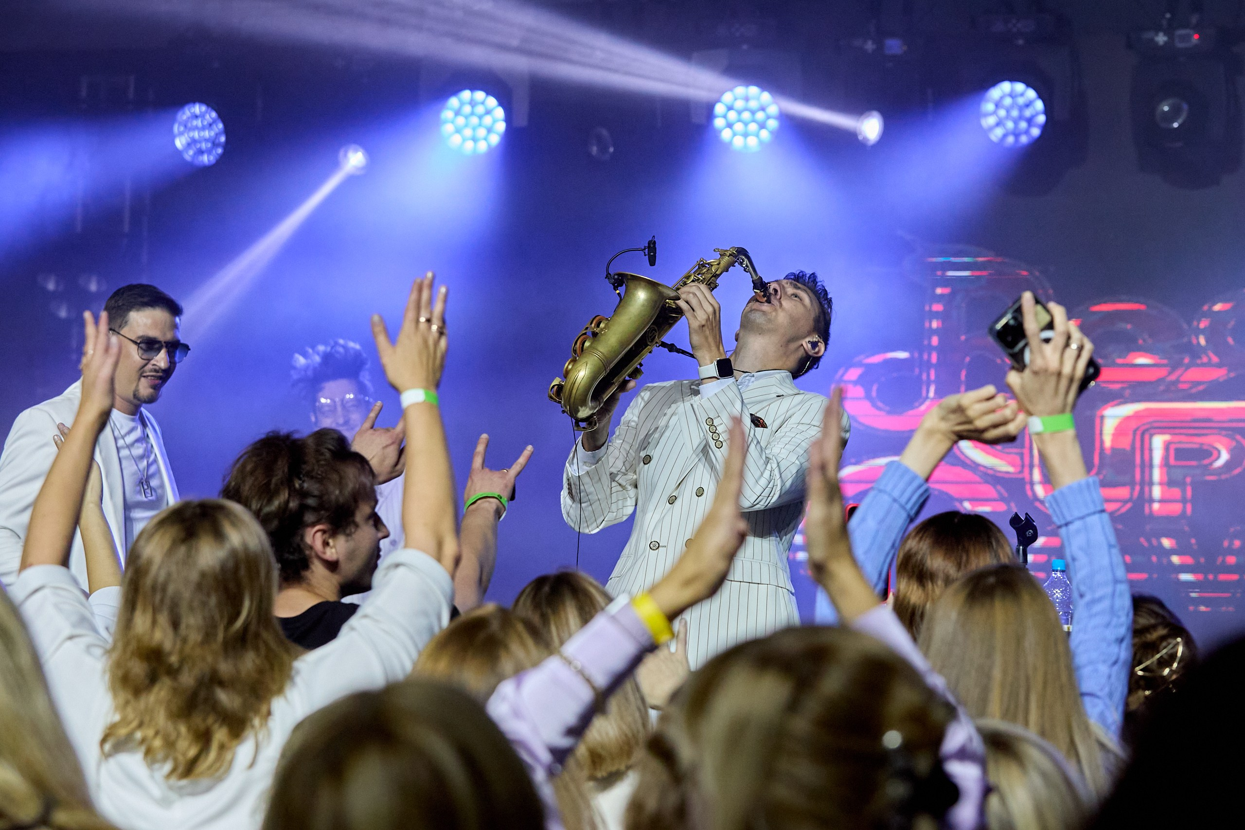 *Entertainment. Фотограф в MICE Дмитрий Плисов