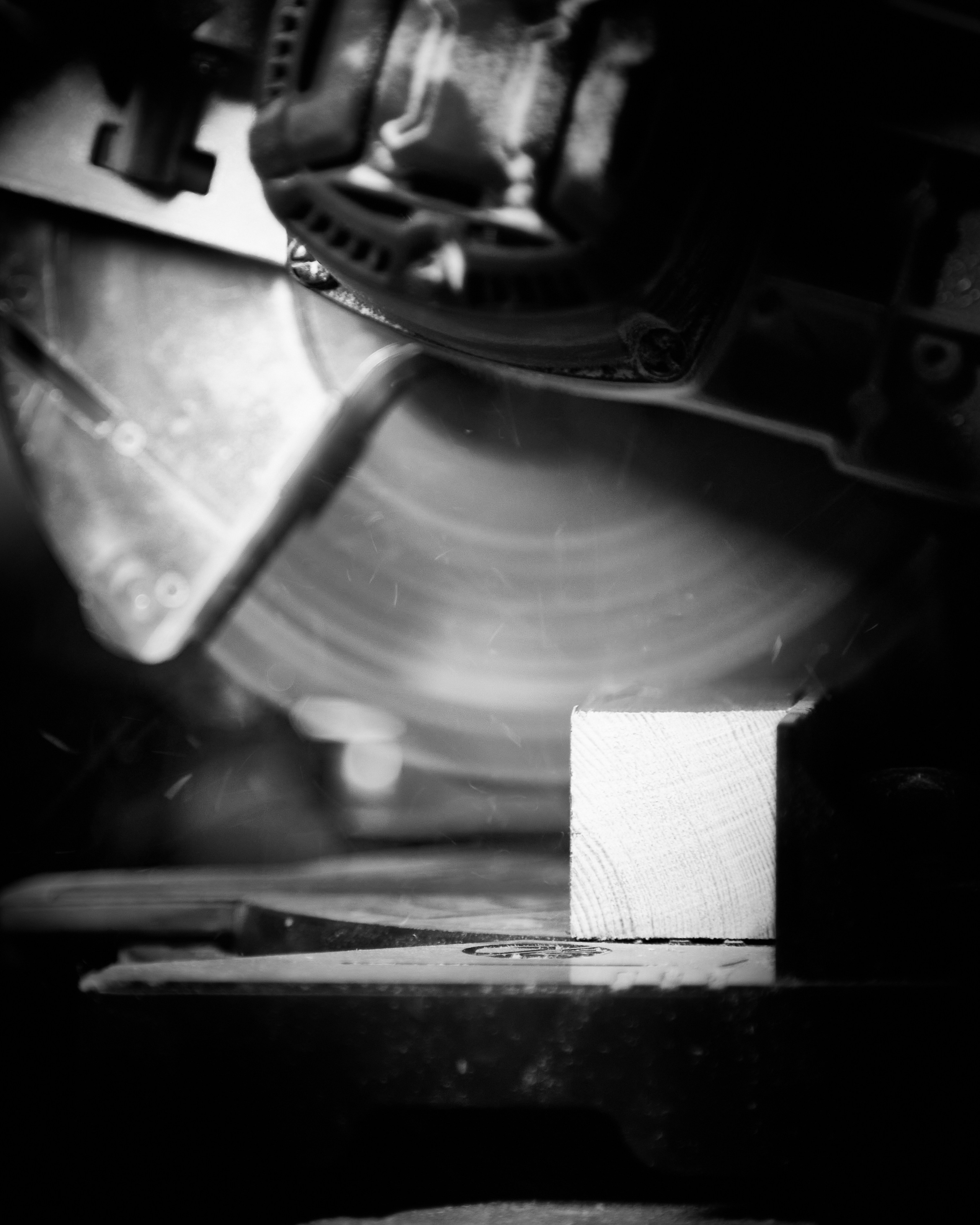 B/w Timur. Simpleand1