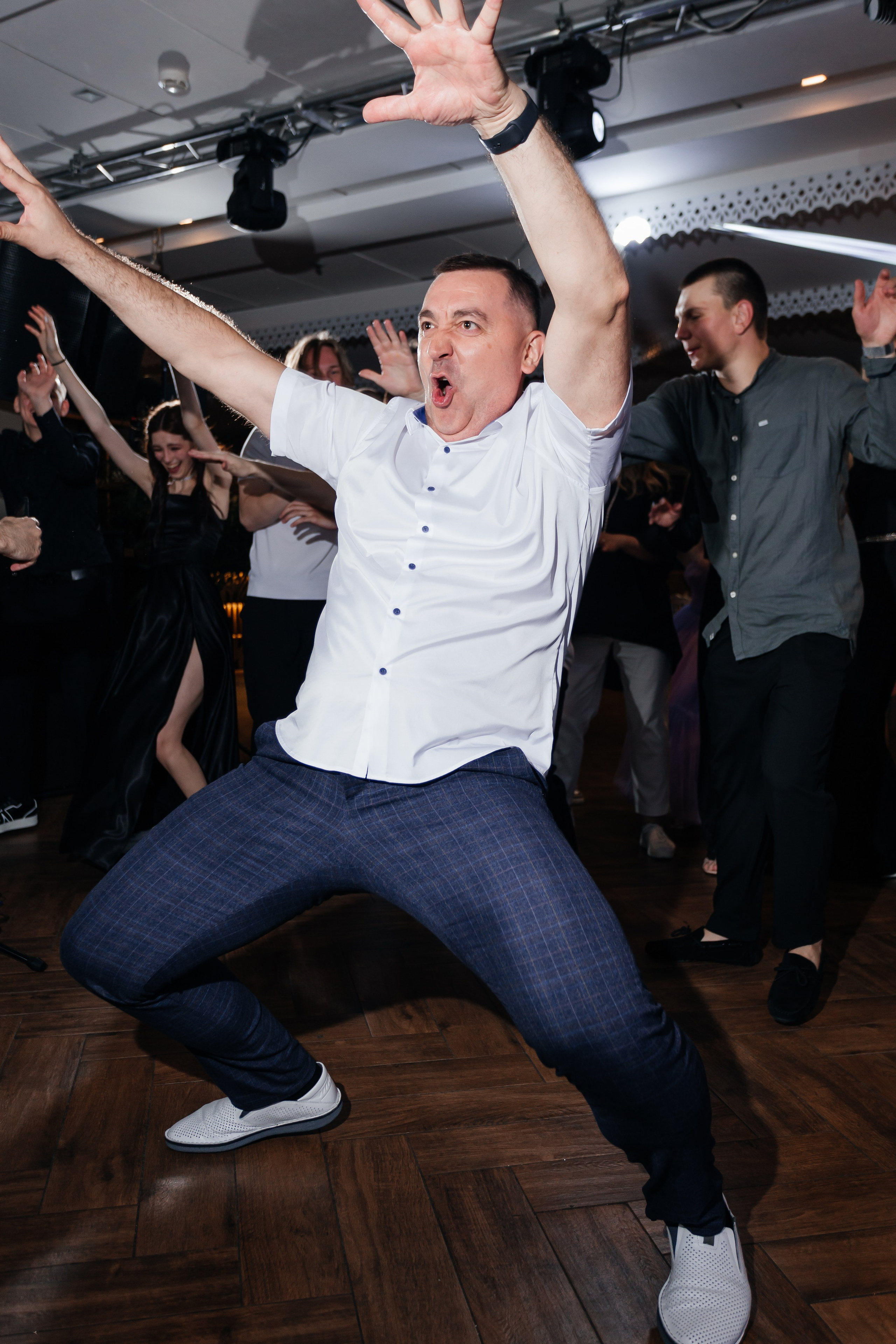 Выпускной 11 «А». Школа № 42. Свадебный фотограф в Краснодаре Николай Крауз