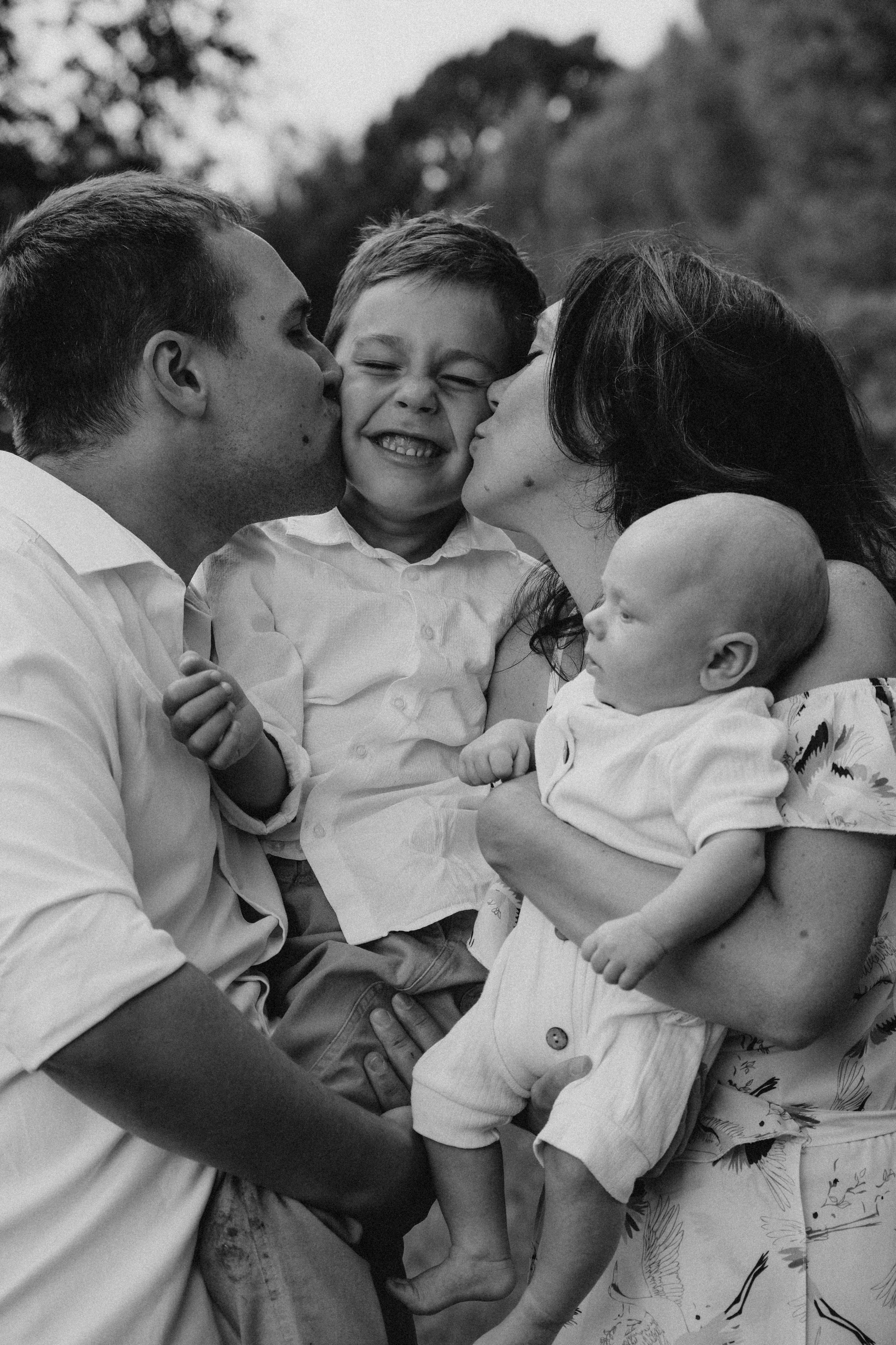 Семейная фотосессия, фотосессия в Москве. Ньюборн и детский фотограф в Москве Шигина Марина