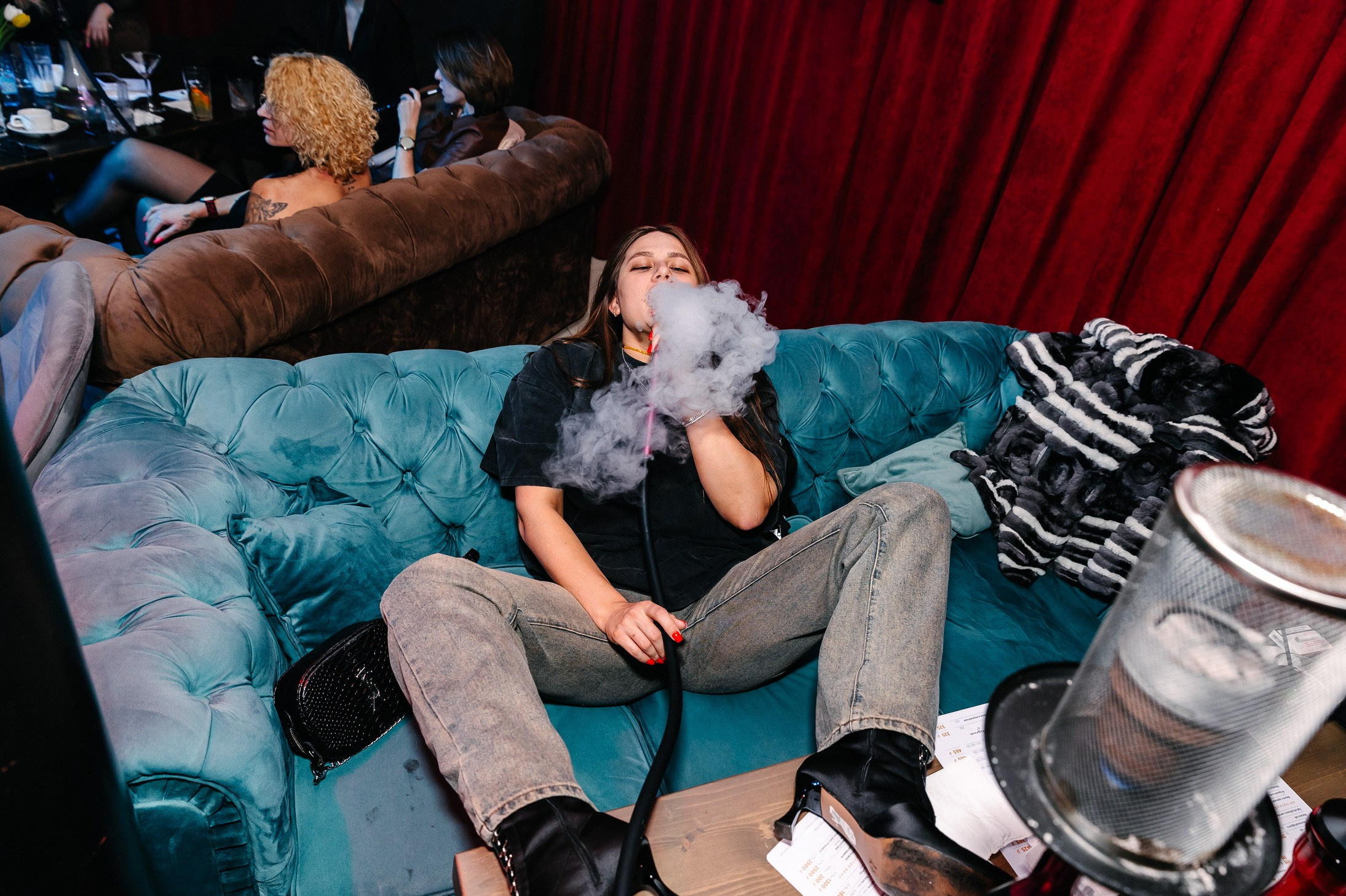 8 марта в лаунж-баре Major 2024. Свадебный, семейный и детский фотограф в Калининграде Елена Кравцова