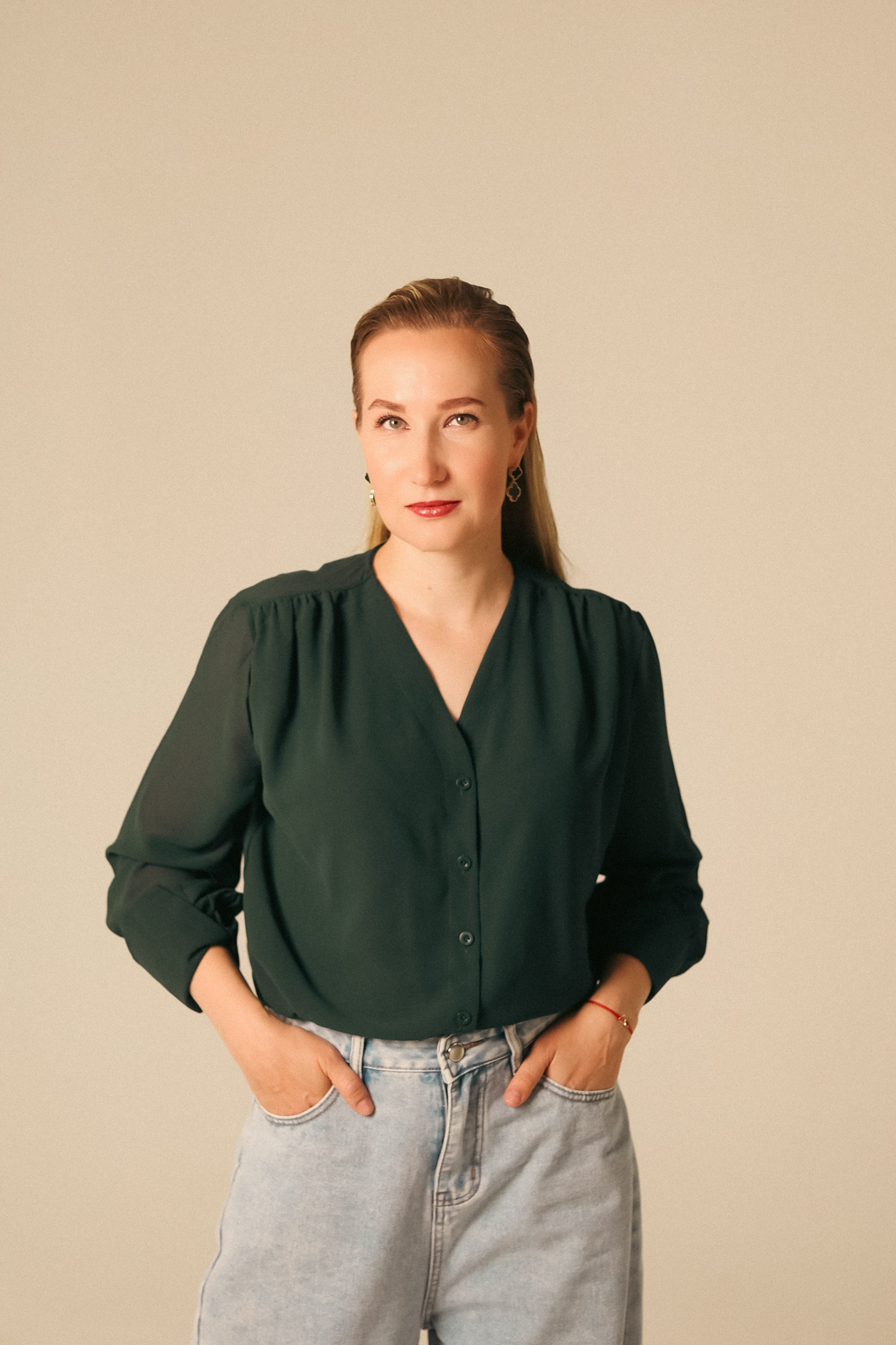 Студийная съемка. Фотограф в Астане, индивидуальная, семейная, домашняя фотосессия