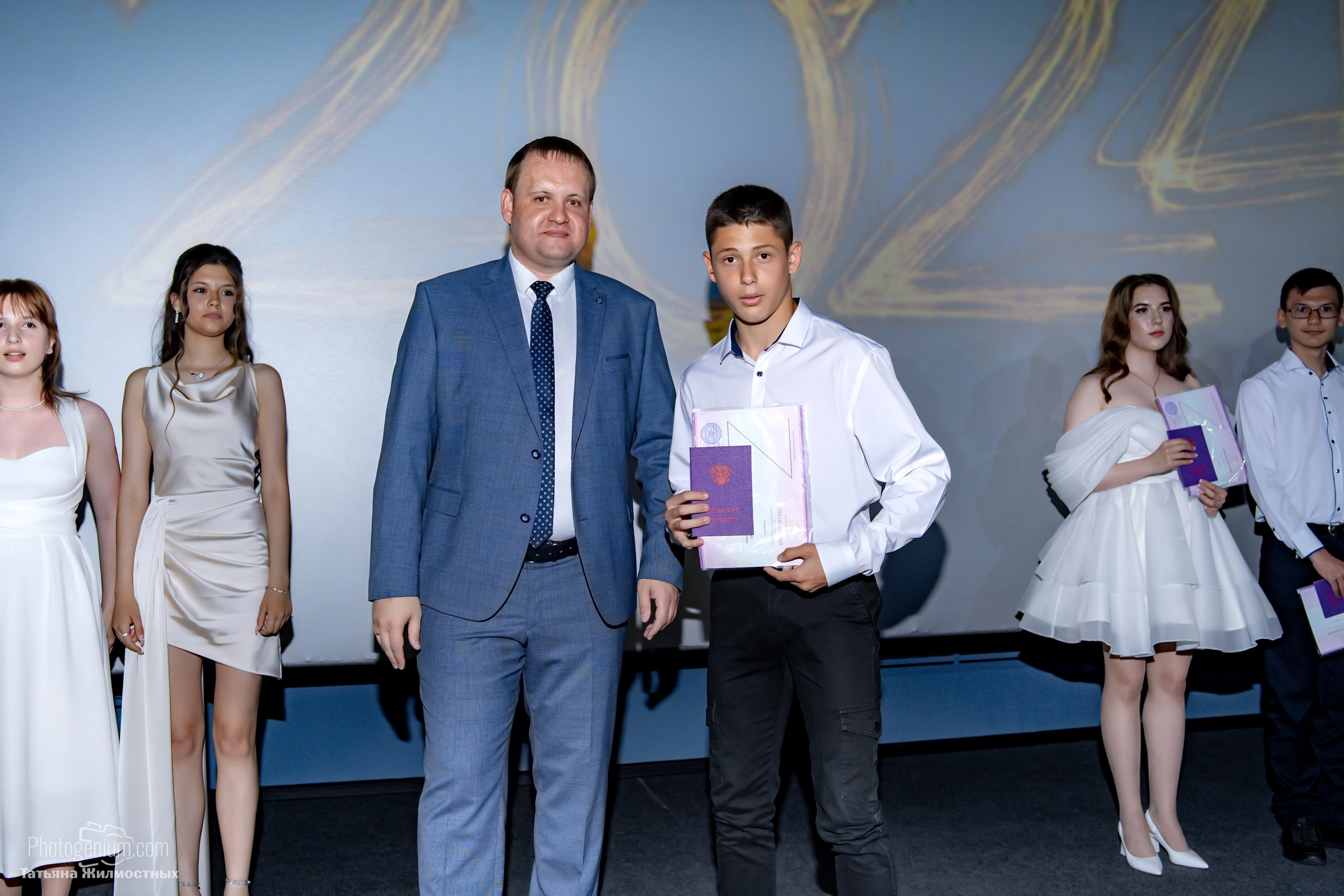 Выпускной 9"Д» класс школа № 35. Фотограф Нижний Новгород Татьяна Кейод