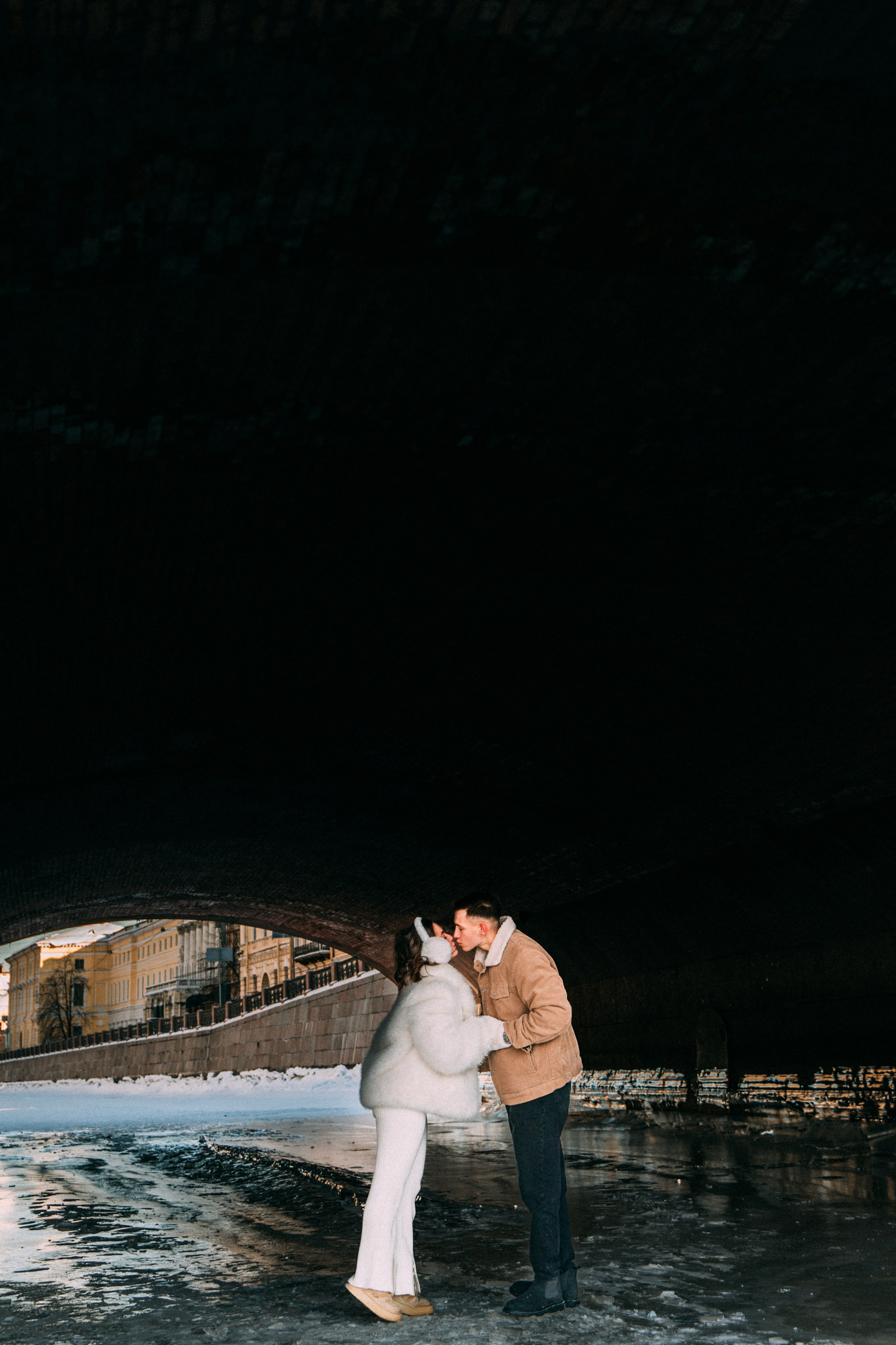 Лавстори на льду по рекам и каналам Санкт-Петербурга