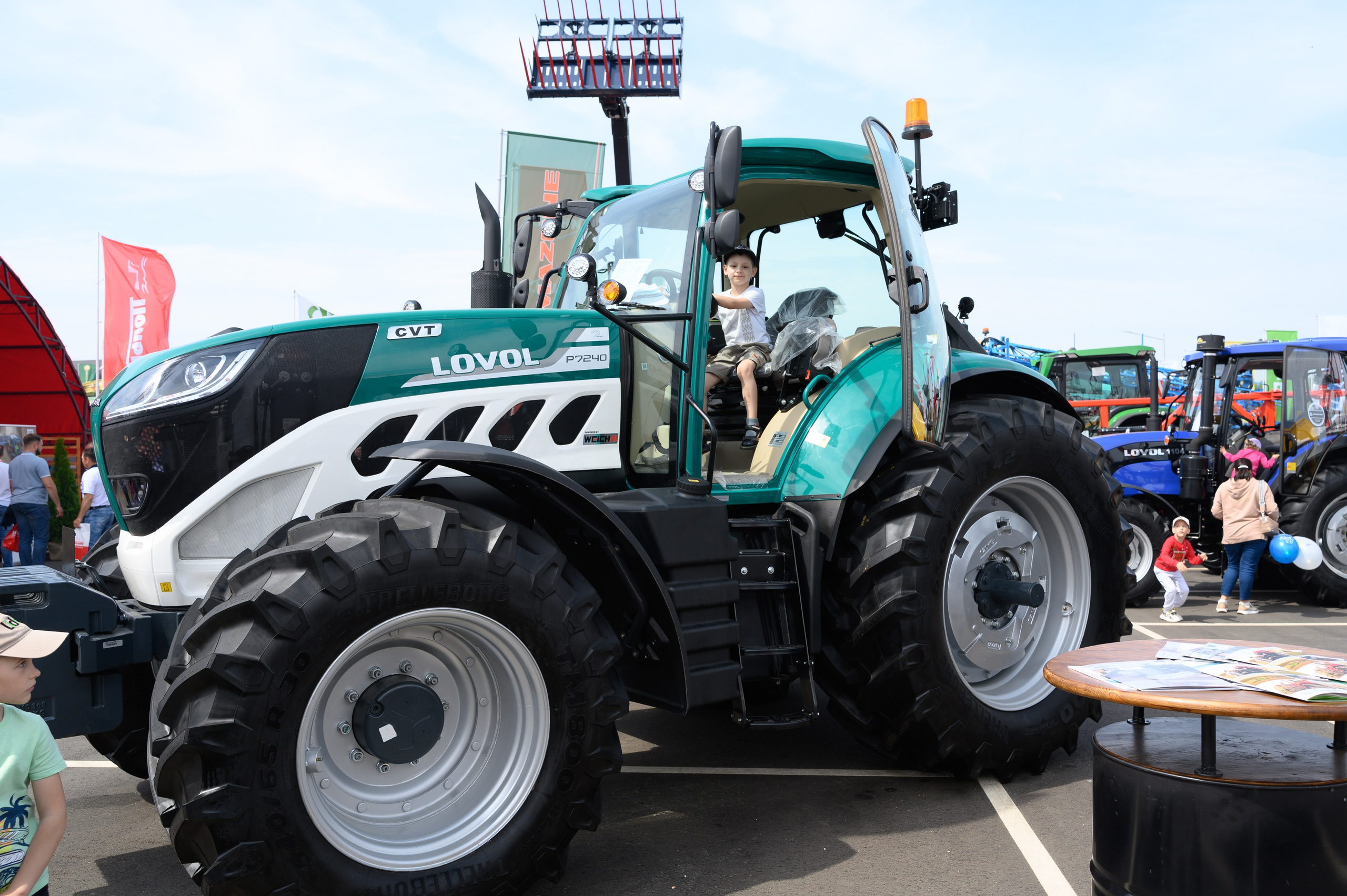 Агровыставка. Фотоуслуги, услуги фотографа, фотографирование важных событий