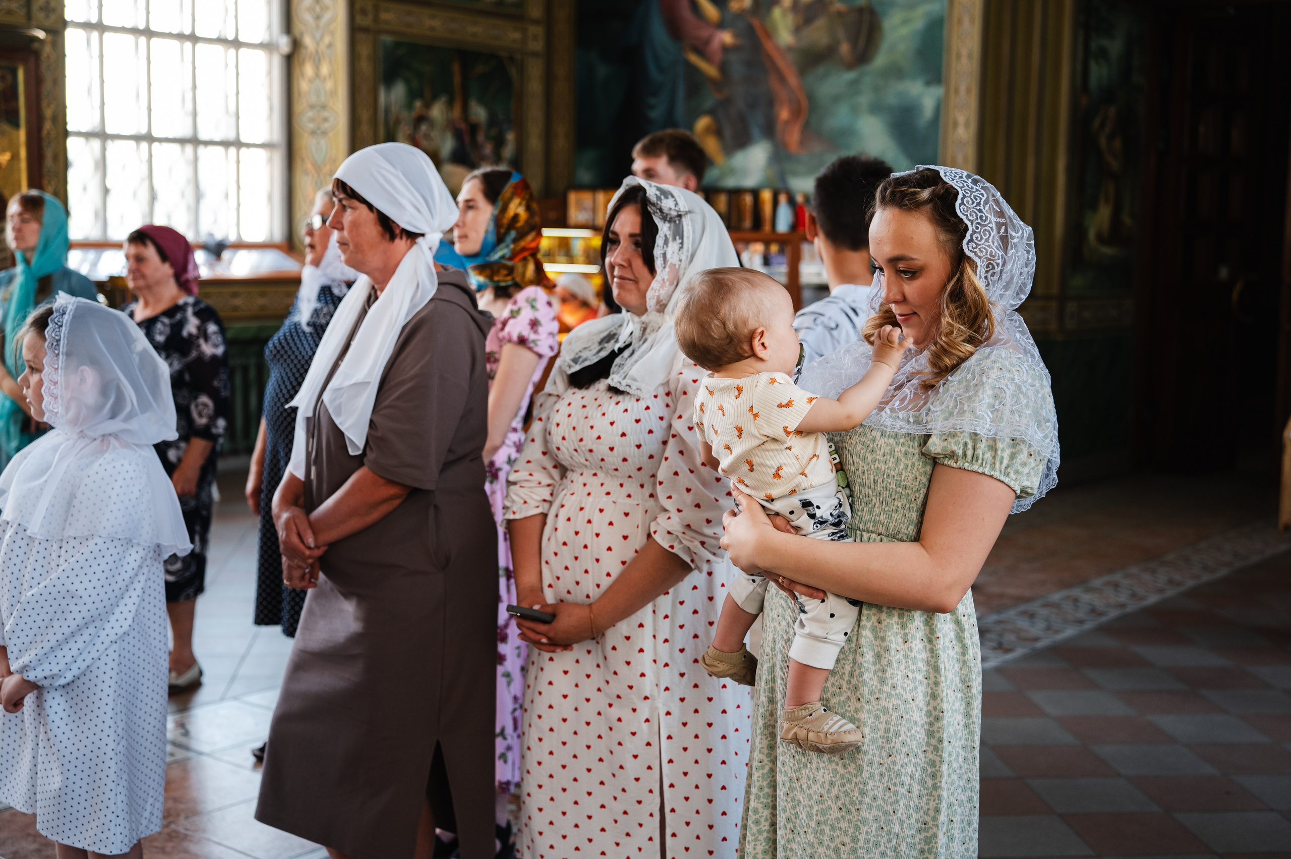 Таинство Крещения Дарьи (Храм Преполовения Пятидесятницы). Фотограф Ярута Оксана / Ростов-на-Дону