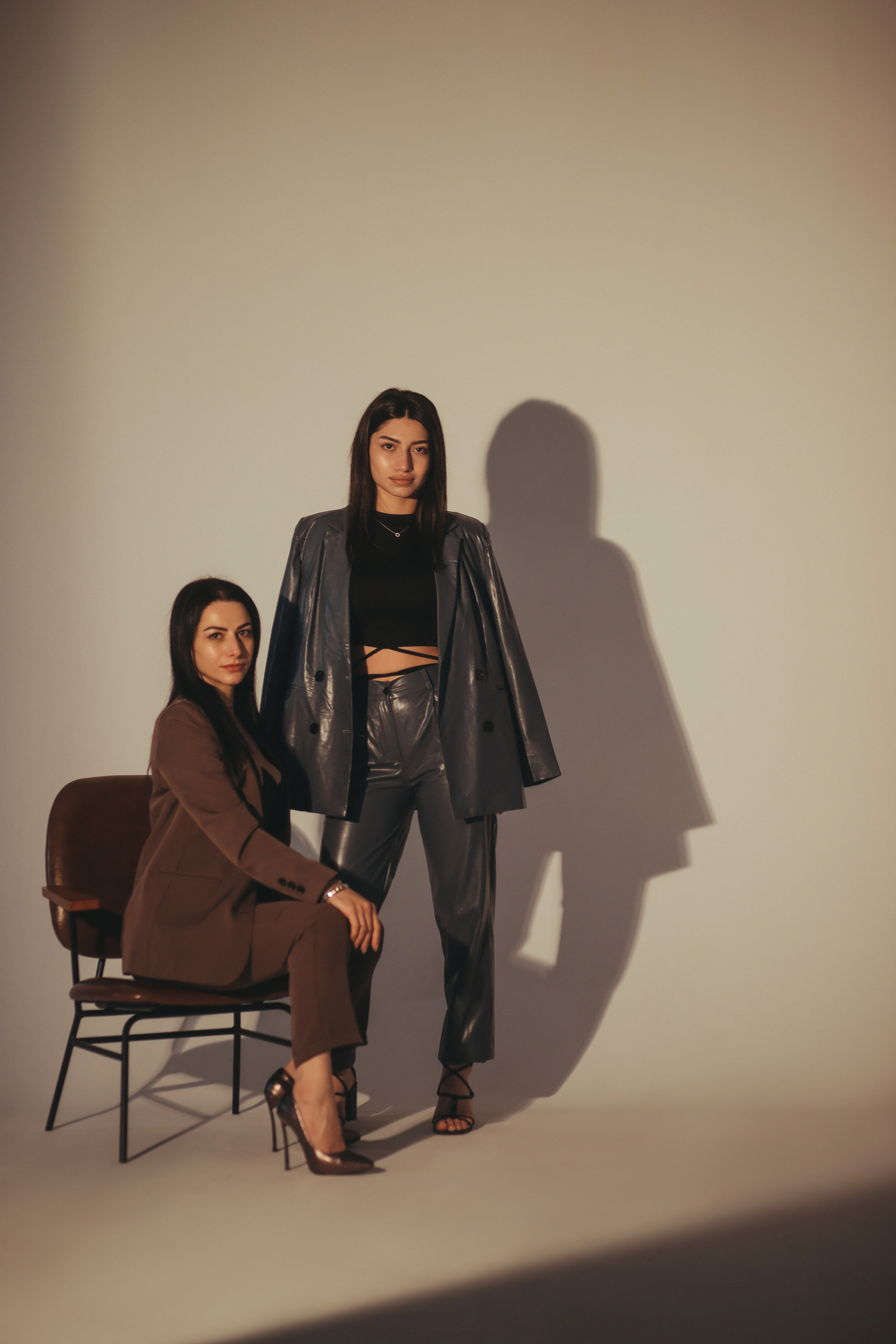 Мама и дочь 