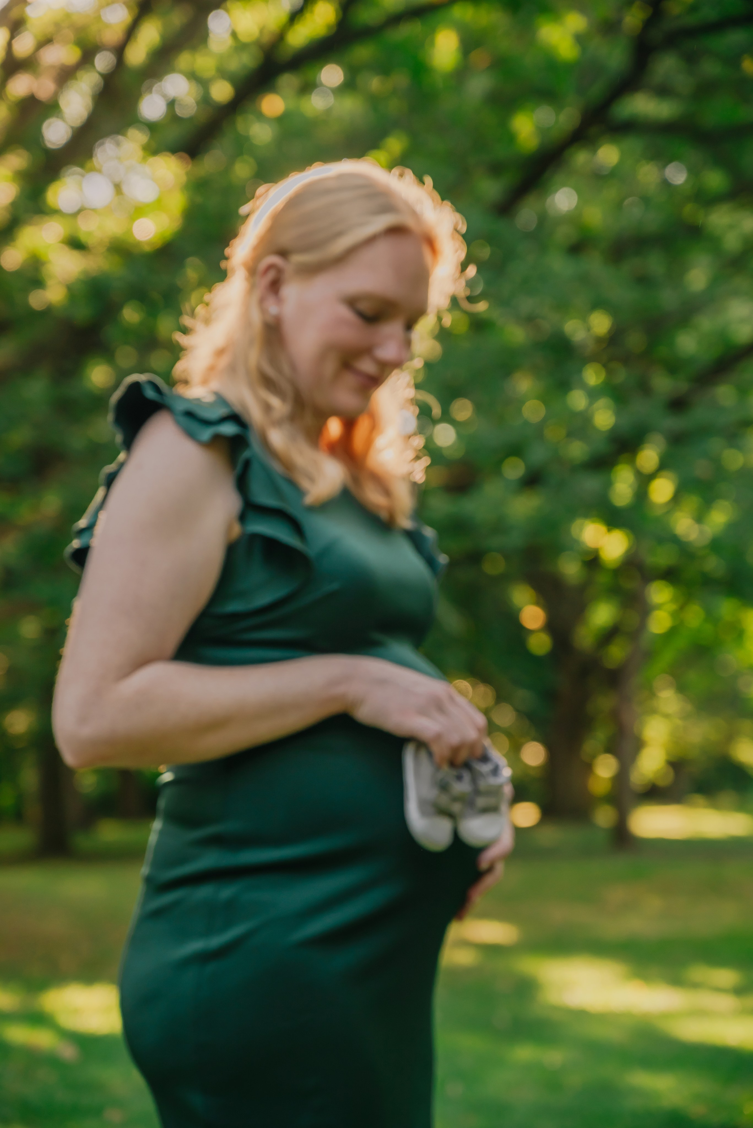 Maternity photo shoot. Family Photographer in Toronto — Natural Family & Lifestyle Photography | Khorosheva Irina