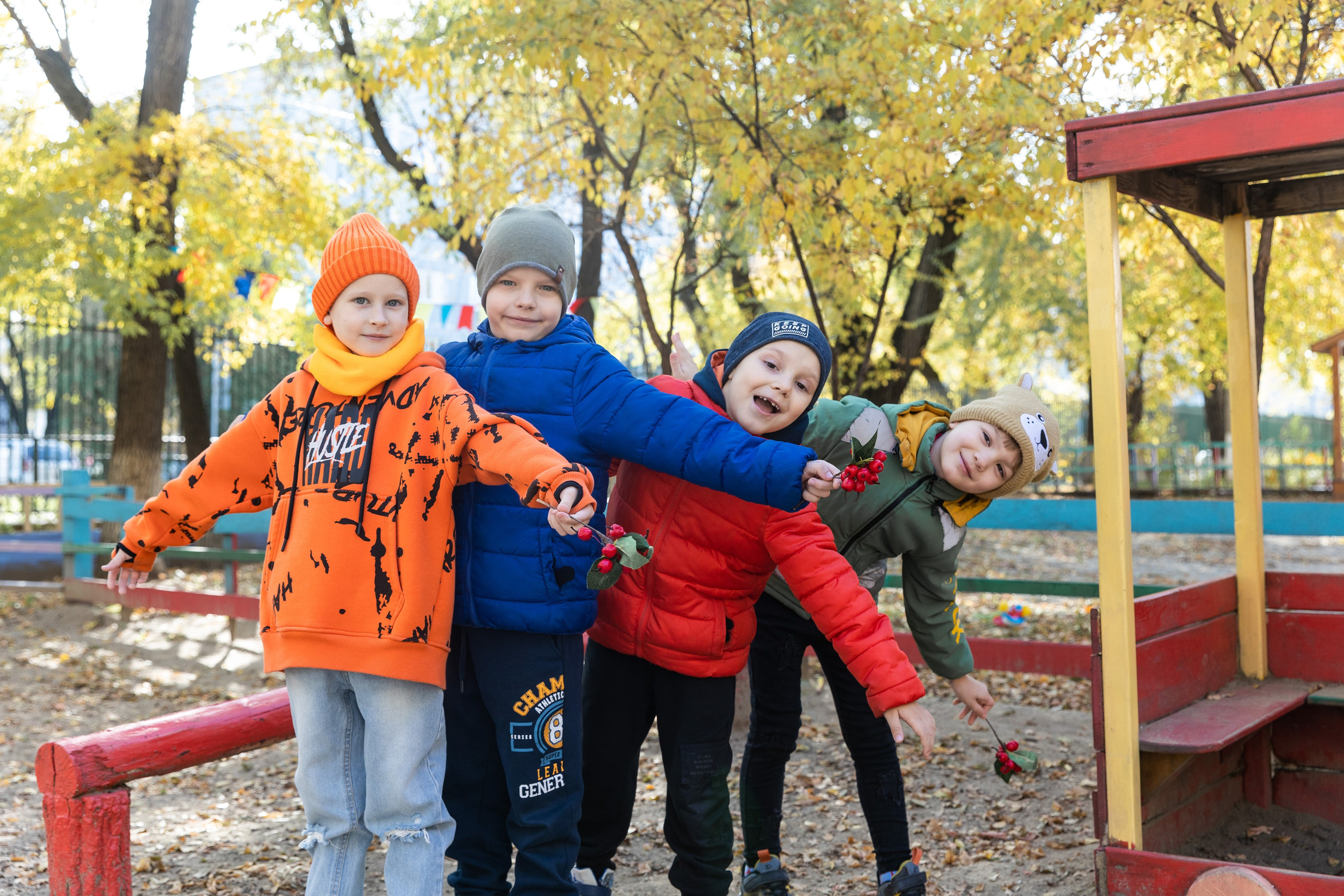 Здесь ^ Осенняя фотосессия. Семейный, детский, школьный фотограф в Благовещенске Яна Белоусова