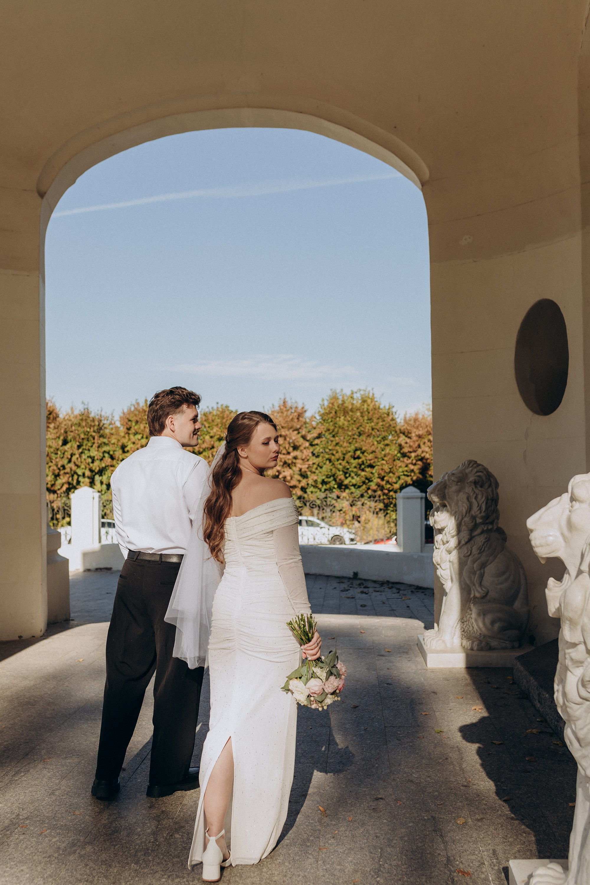 День был ясным, а чувства — истинными. Свадебный фотограф Илья Бринк