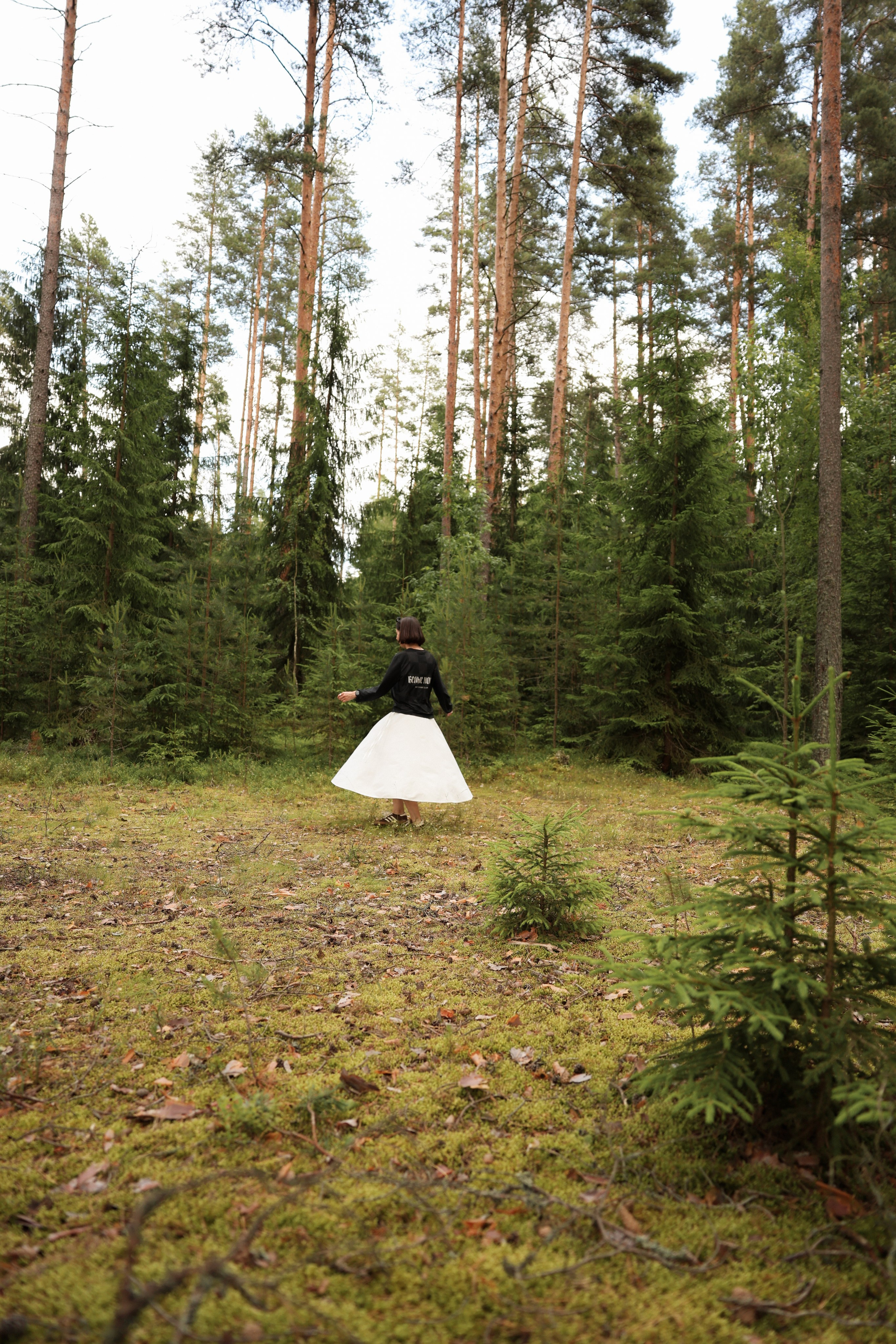 Даша в лесу. Ваш семейный newborn и lifestyle фотограф в СПБ Наталья Журавлева