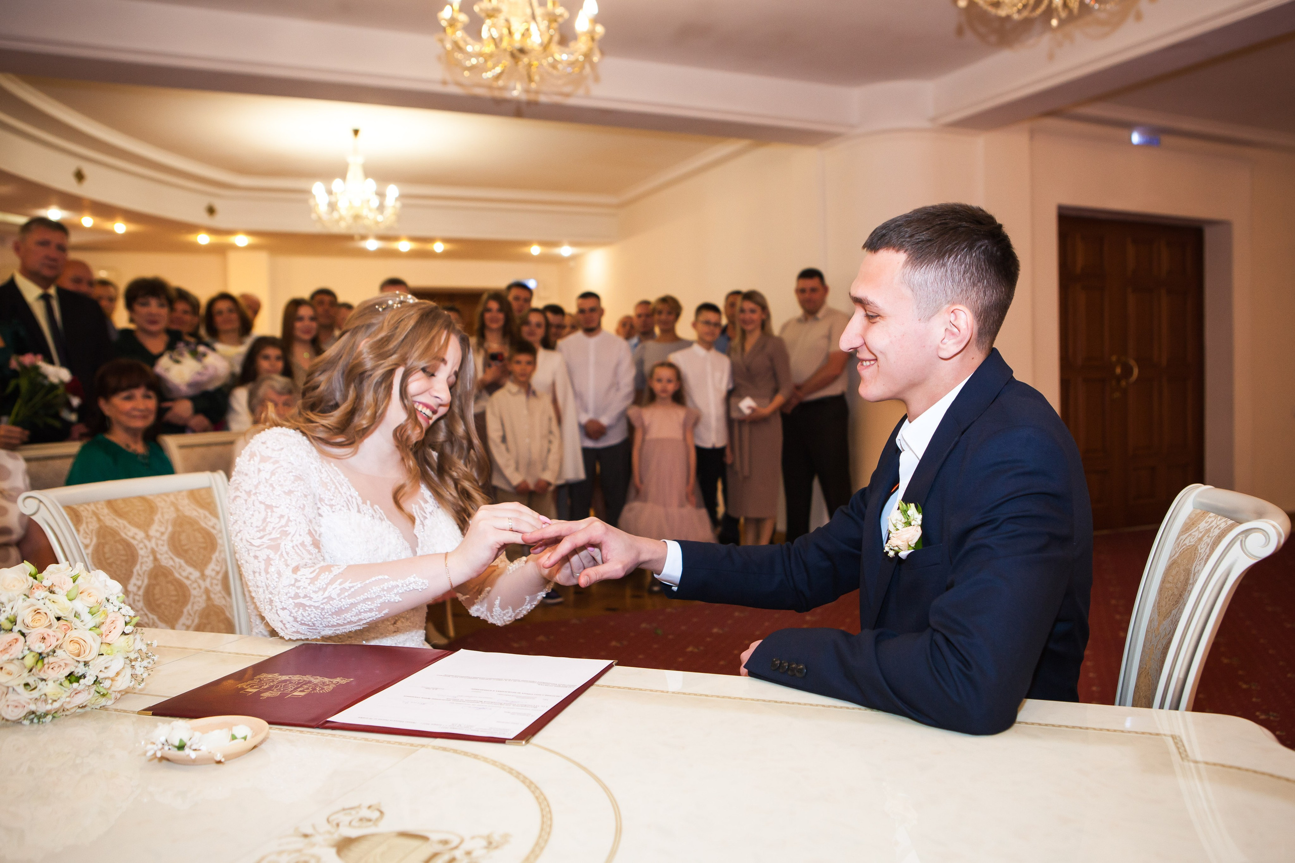 Свадебные фотографии. Фотограф и оператор Роман Фадеев в Екатеринбурге