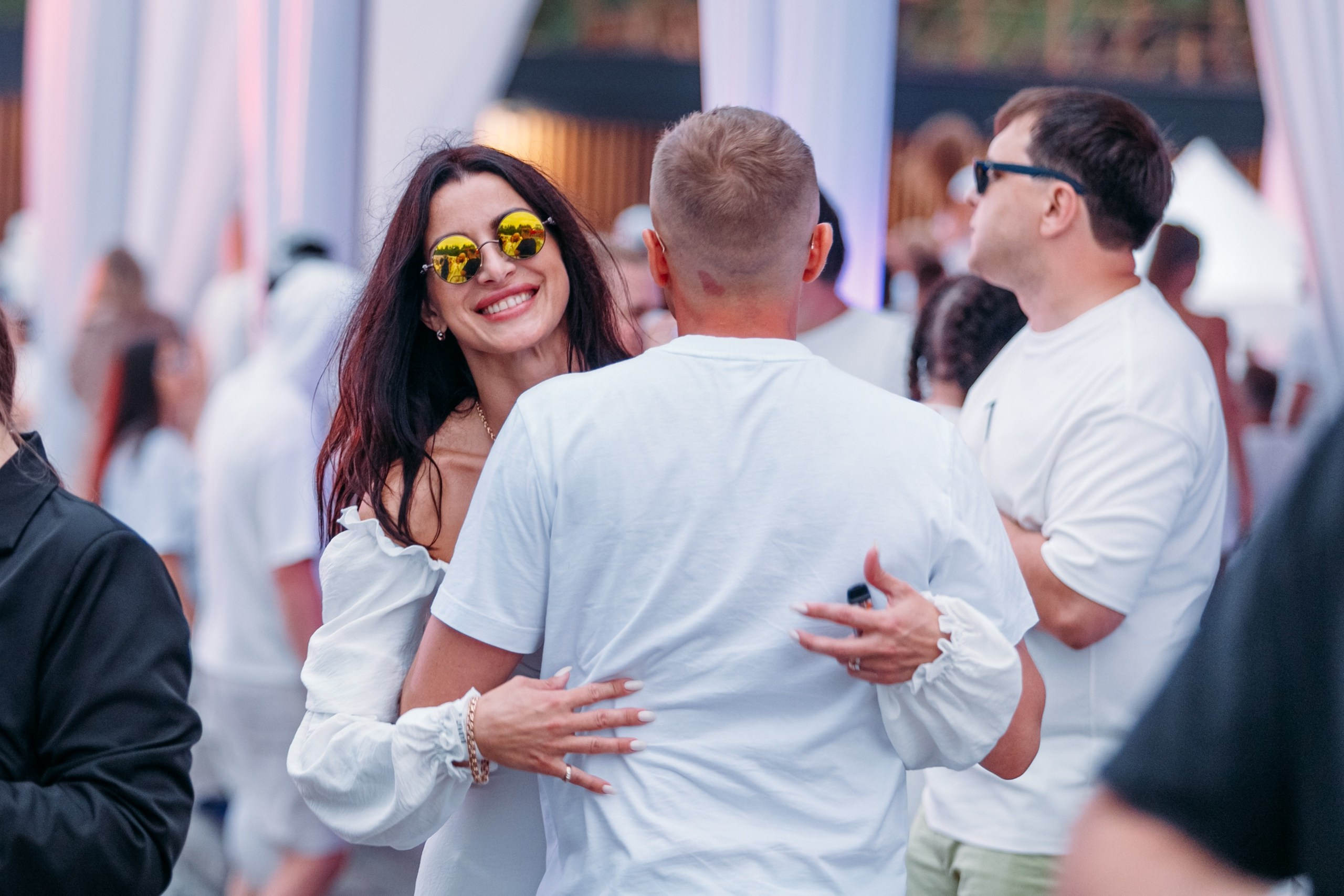 White Party @ Бархат парк. Репортажный фотограф Максим Полянский. Москва, Санкт-Петербург, Красноярск