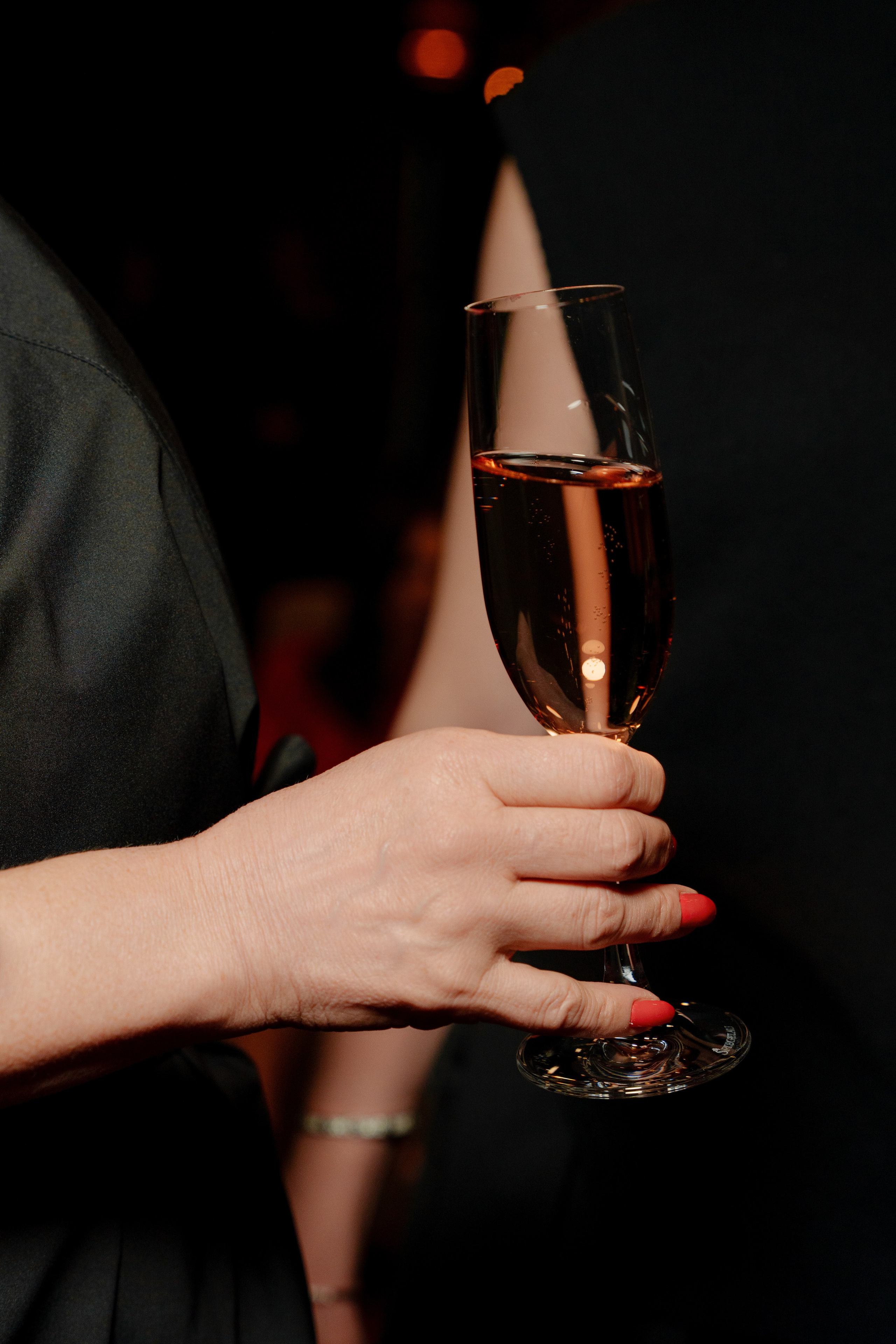 Репортажный фотограф на день рождения в ресторане KAI. Репортажный фотограф Москва Сергей Дружинин